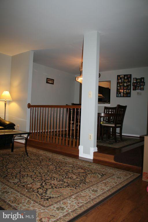 ROLLING BROOK - Residential Lease