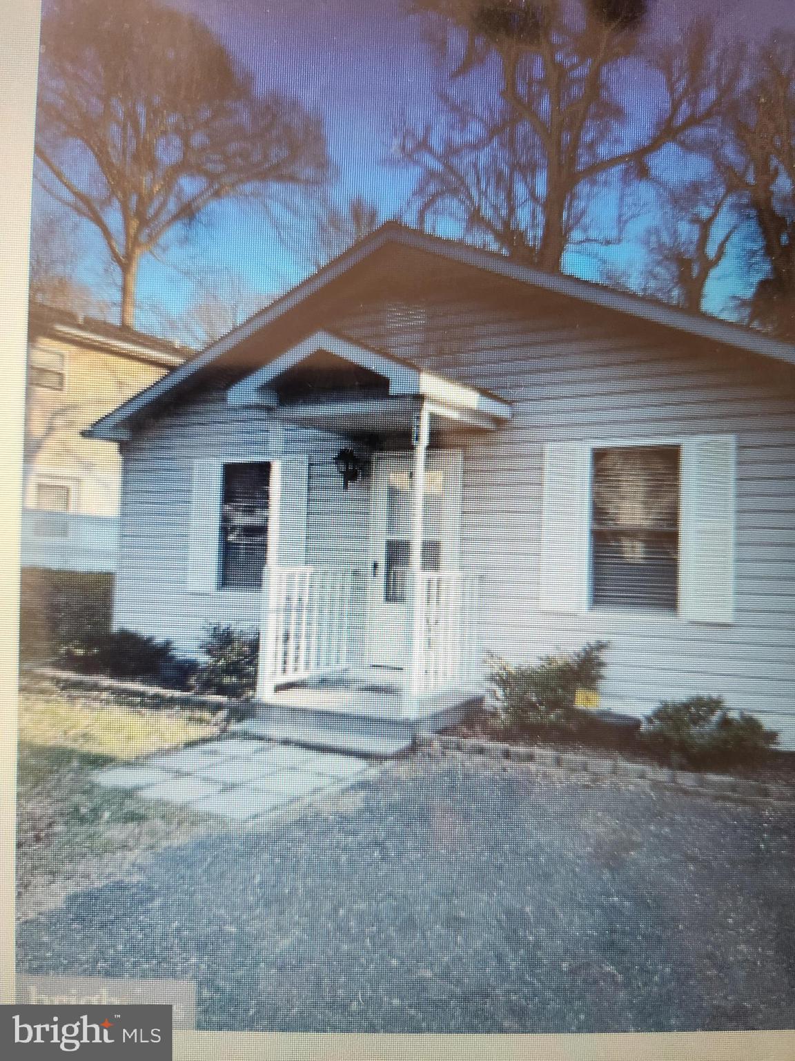 WHITE SANDS - Residential Lease