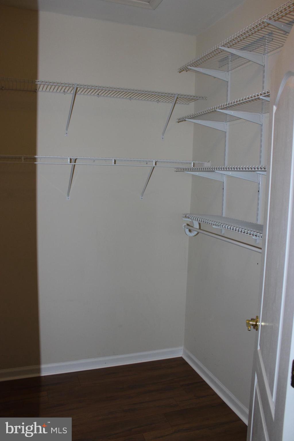 BUCKLEYS RESERVE - Residential Lease