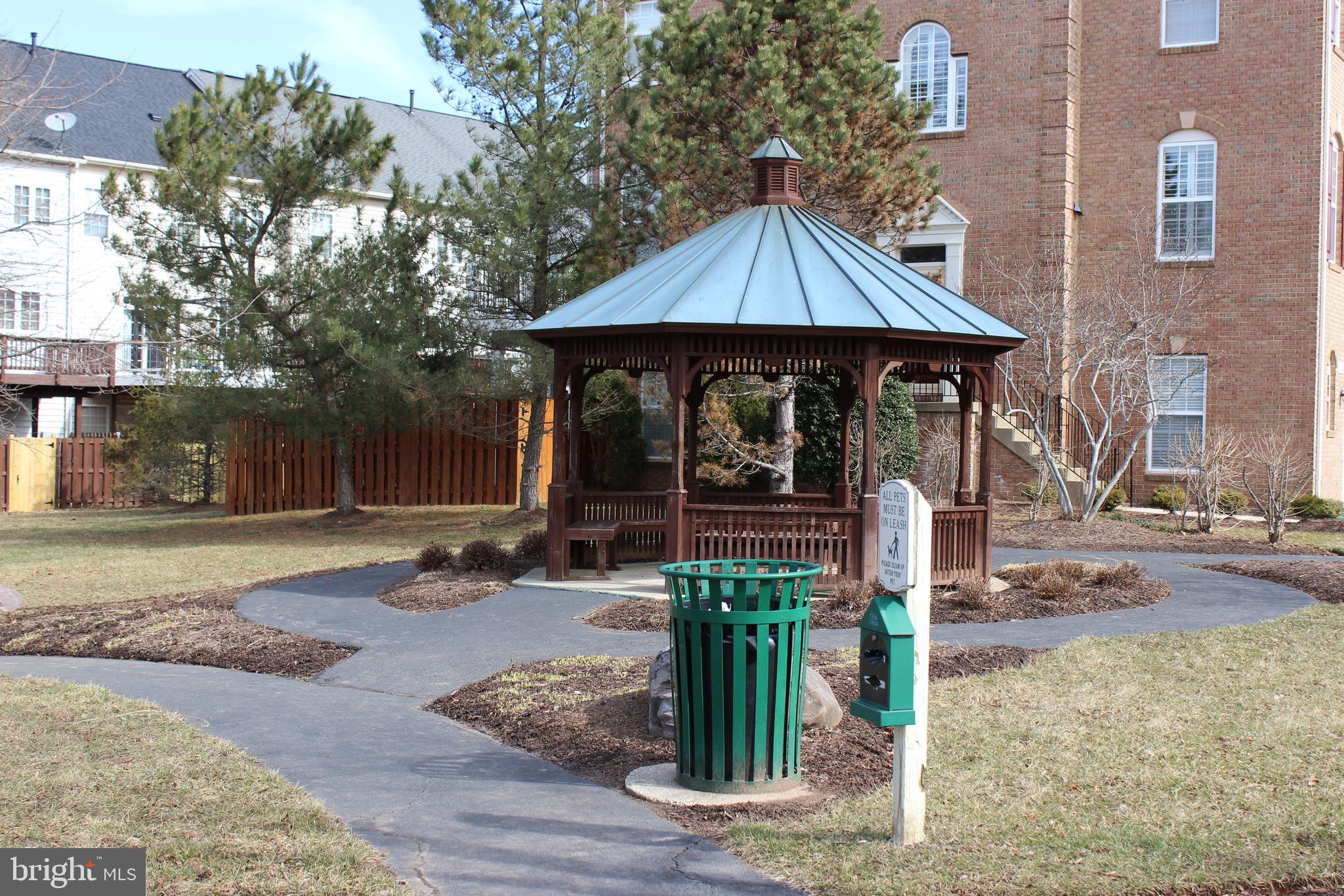 BUCKLEYS RESERVE - Residential Lease