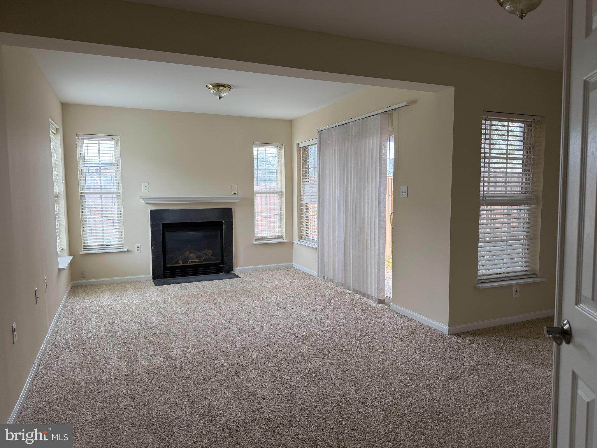 9400 SILVER METEOR COURT