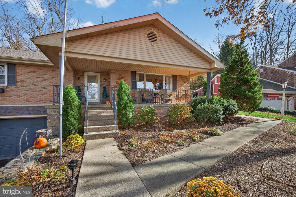 Photo of 35 Bonview Drive, DENVER, PA 17517 (MLS # PALA2079770)