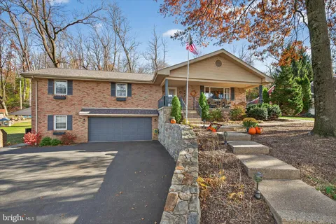 35 Bonview Drive, Denver, PA MLS: PALA2079770