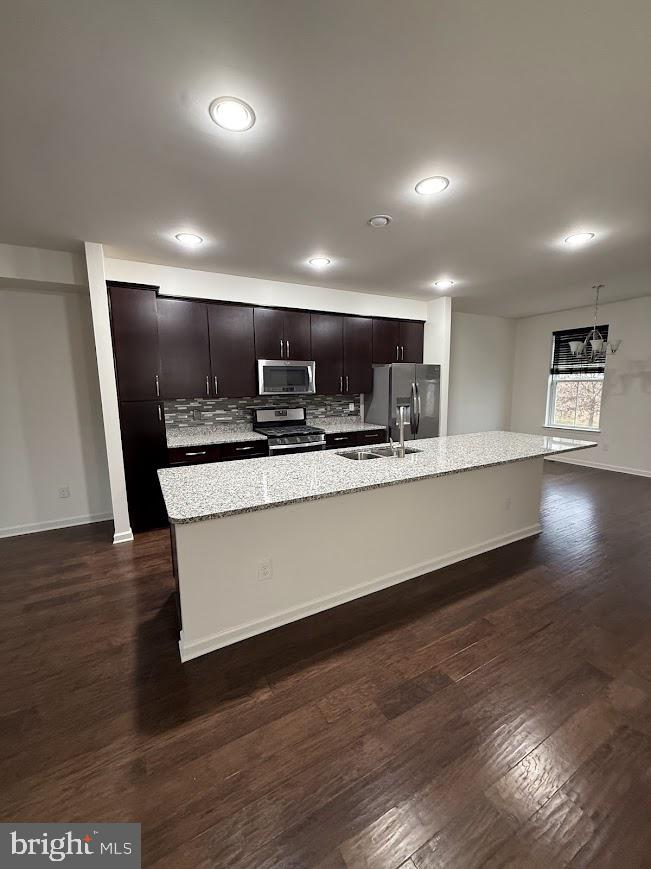 SUMMERFIELD - Residential Lease