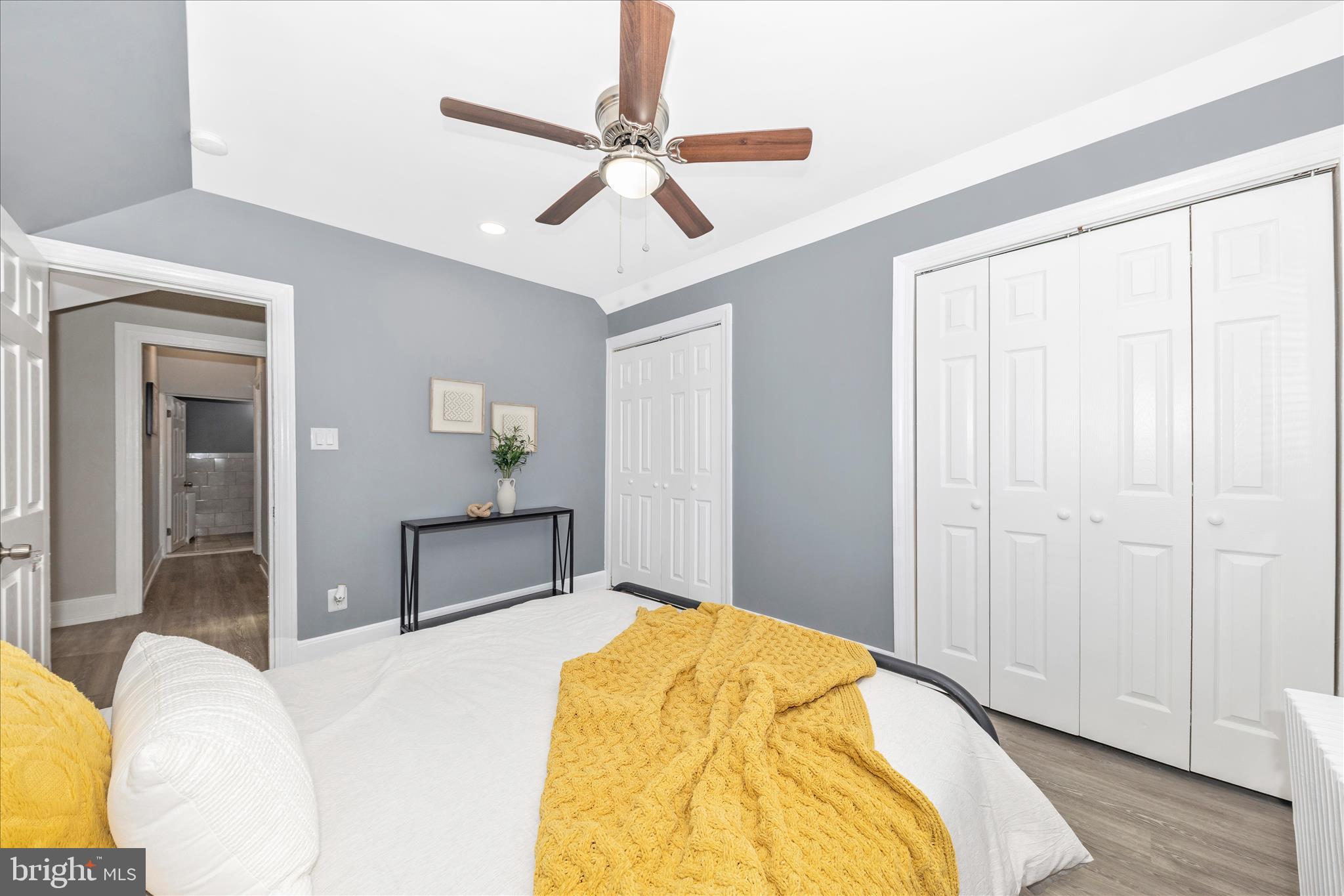 LAURAVILLE HISTORIC DISTRICT - Residential