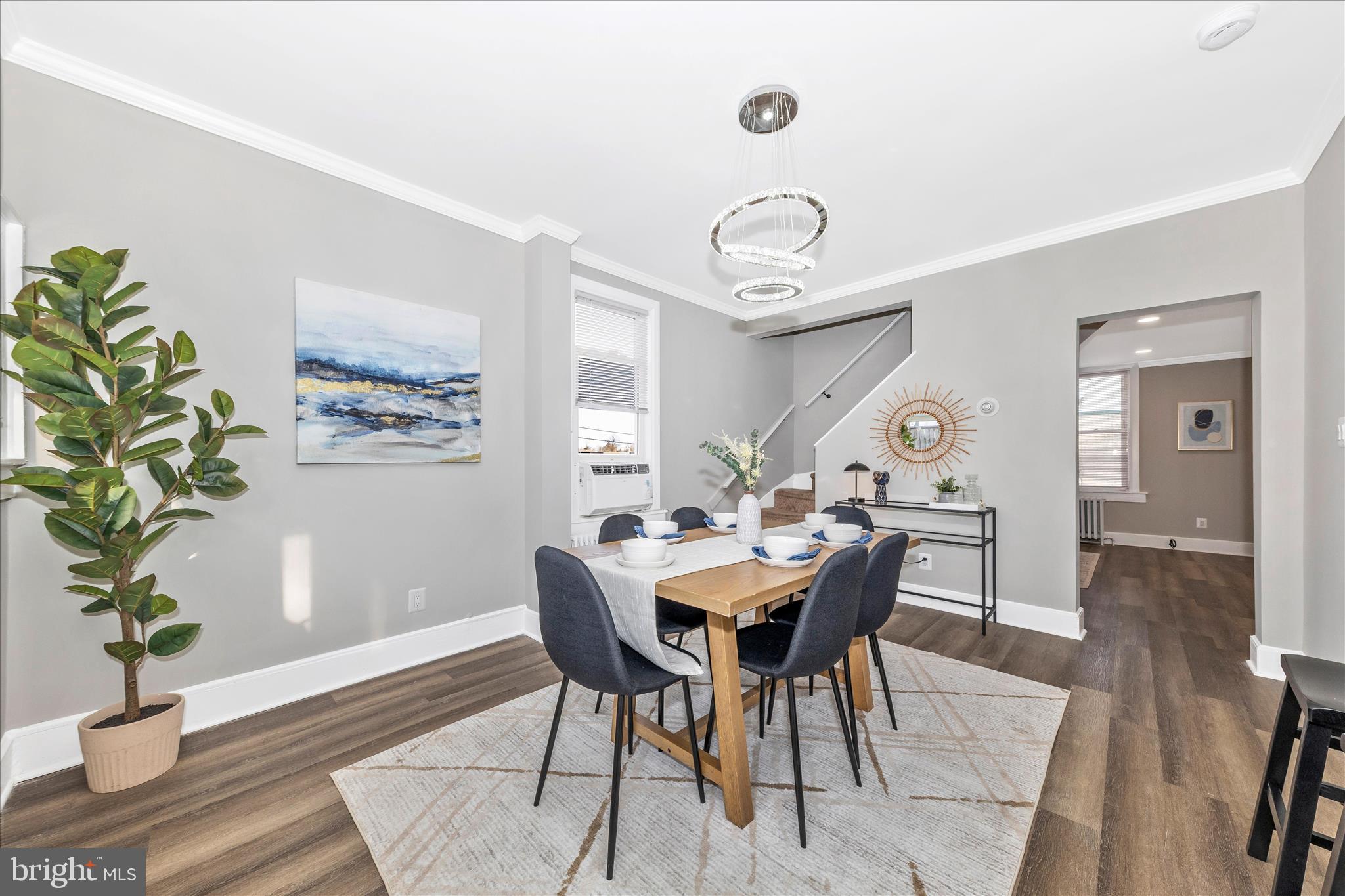 LAURAVILLE HISTORIC DISTRICT - Residential