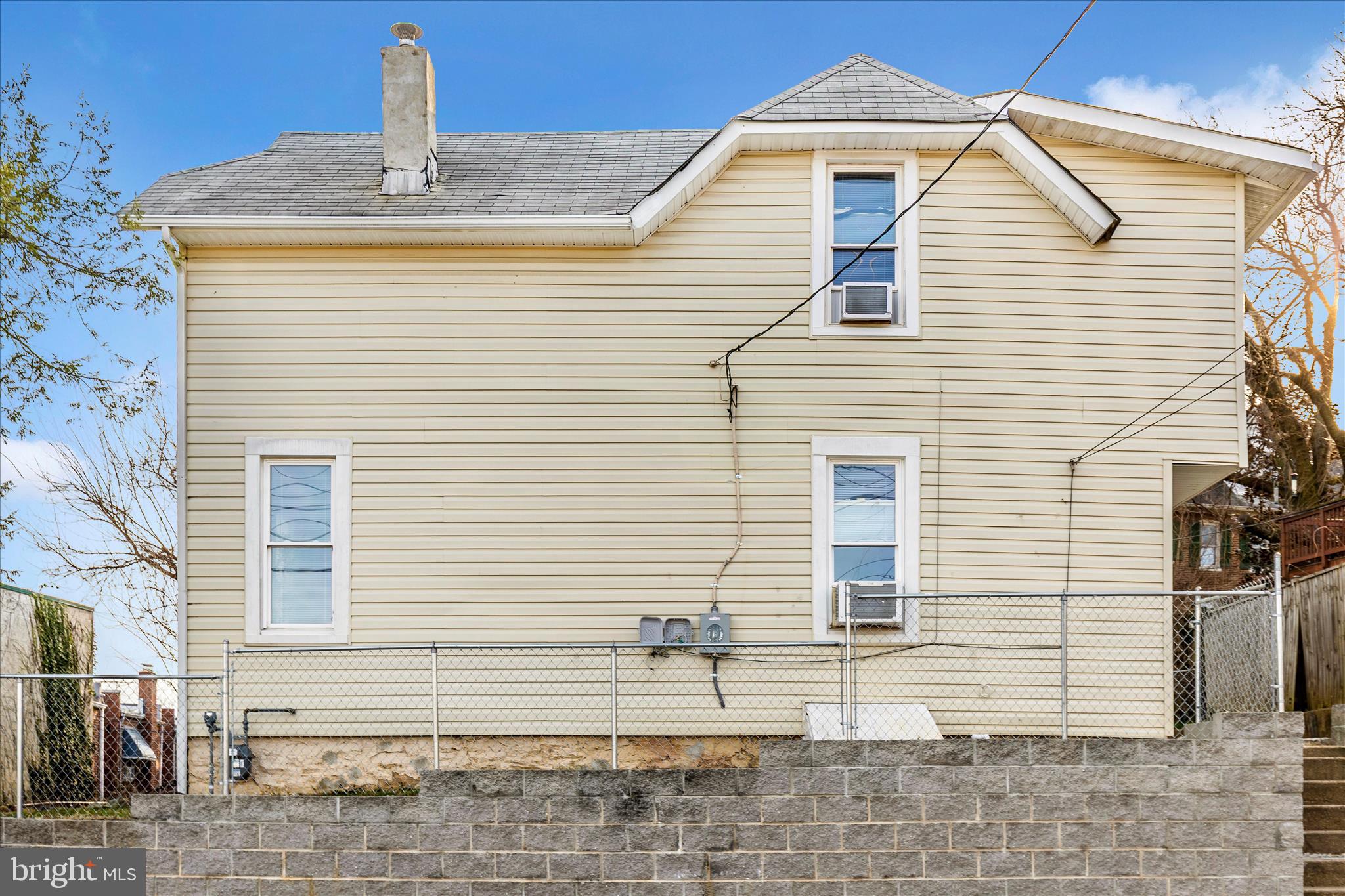 LAURAVILLE HISTORIC DISTRICT - Residential