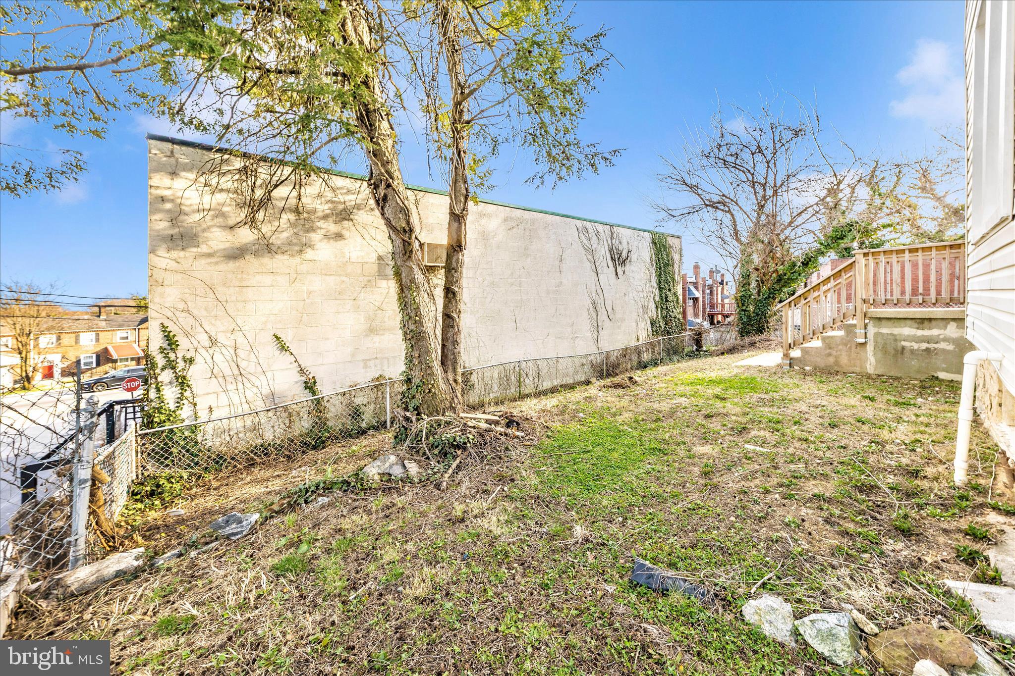 LAURAVILLE HISTORIC DISTRICT - Residential