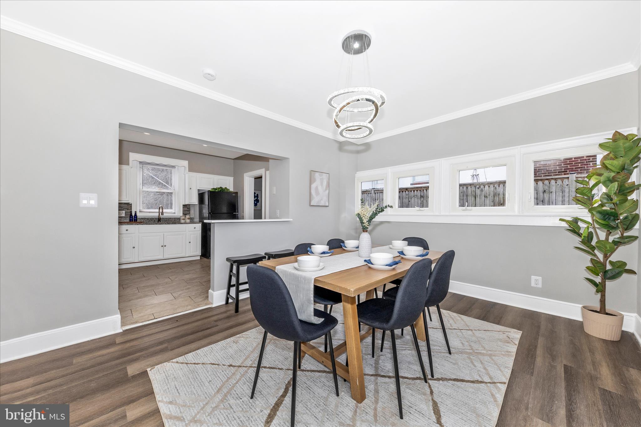 LAURAVILLE HISTORIC DISTRICT - Residential