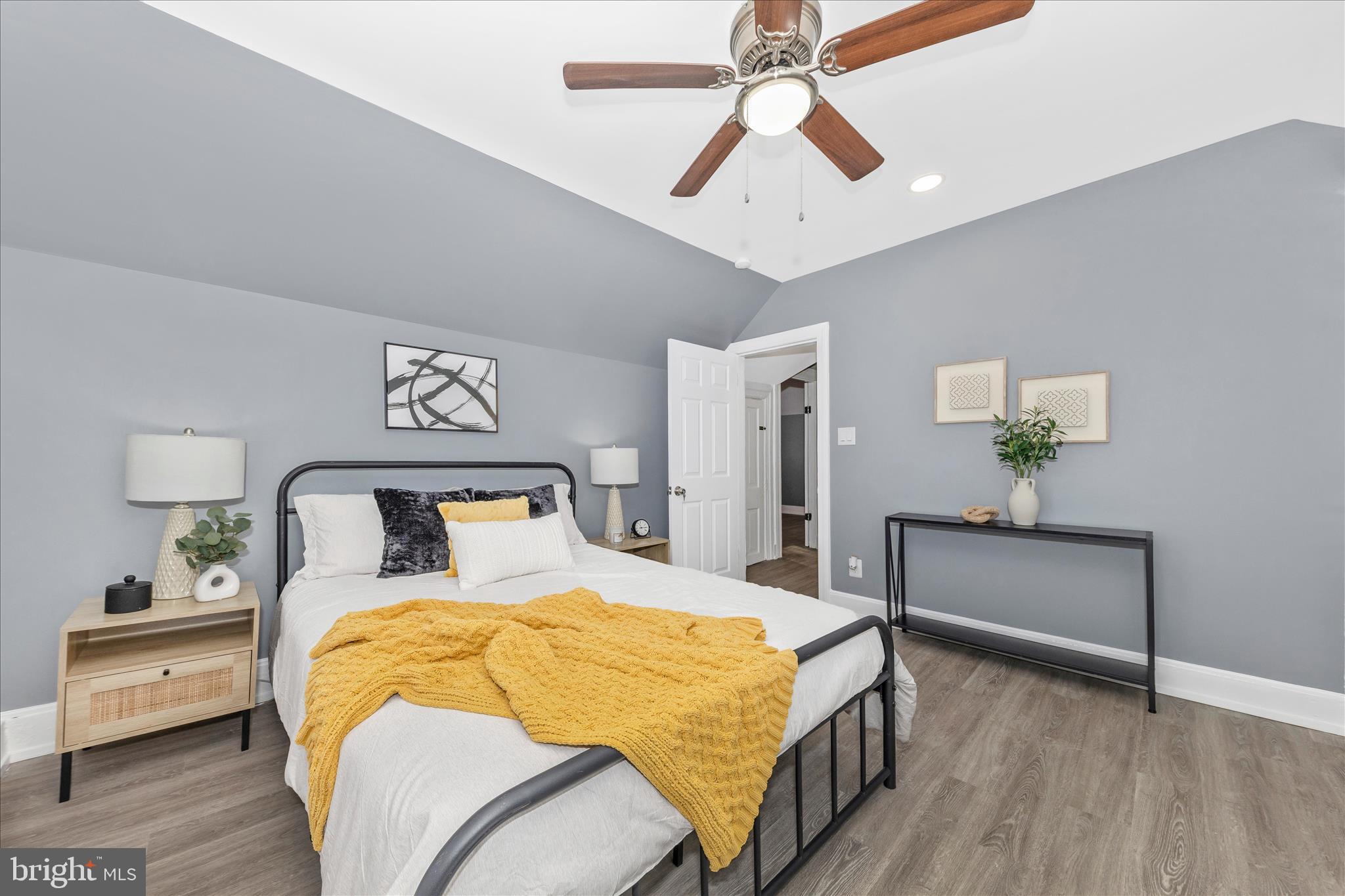 LAURAVILLE HISTORIC DISTRICT - Residential