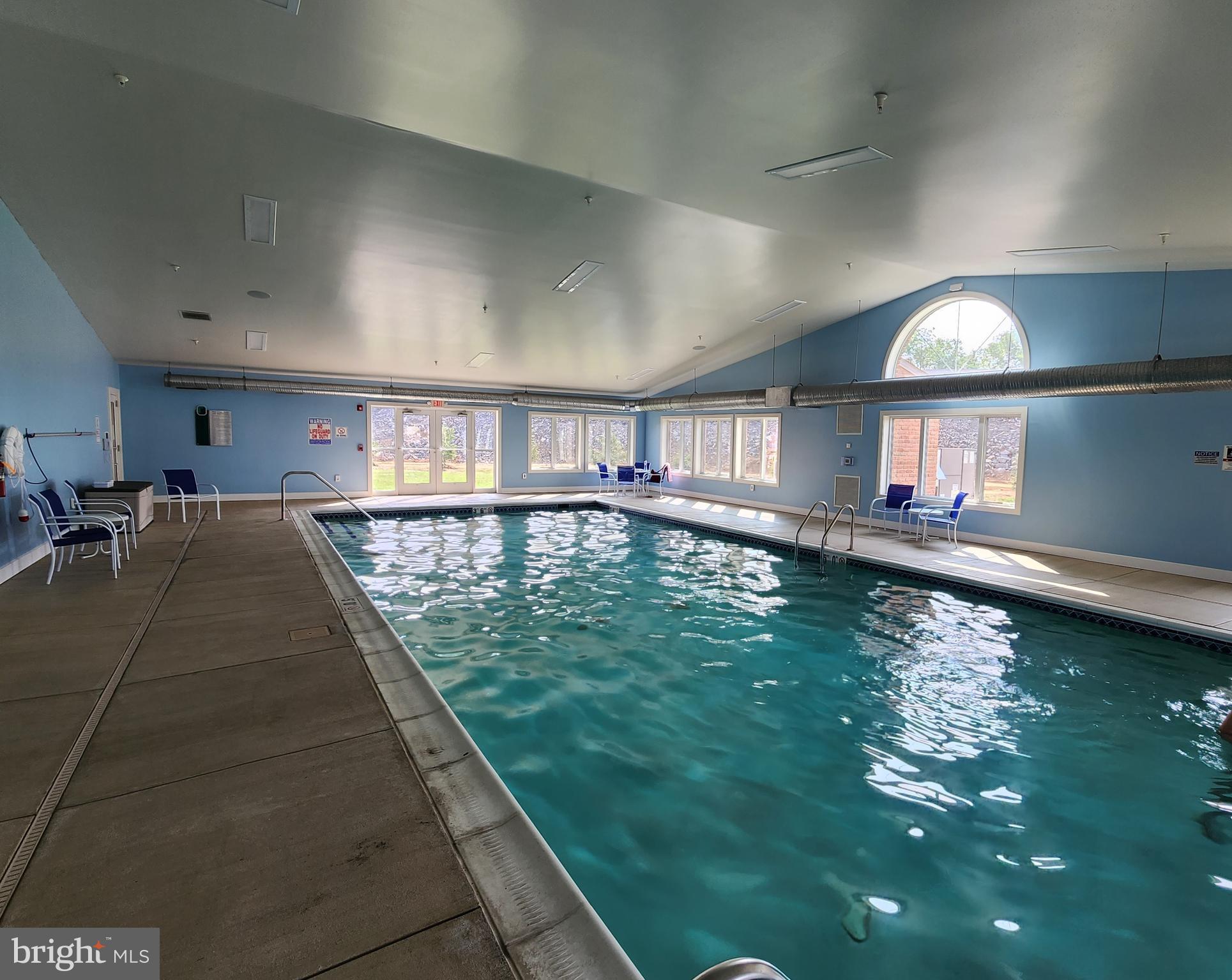 EMERALD POINTE - Residential Lease