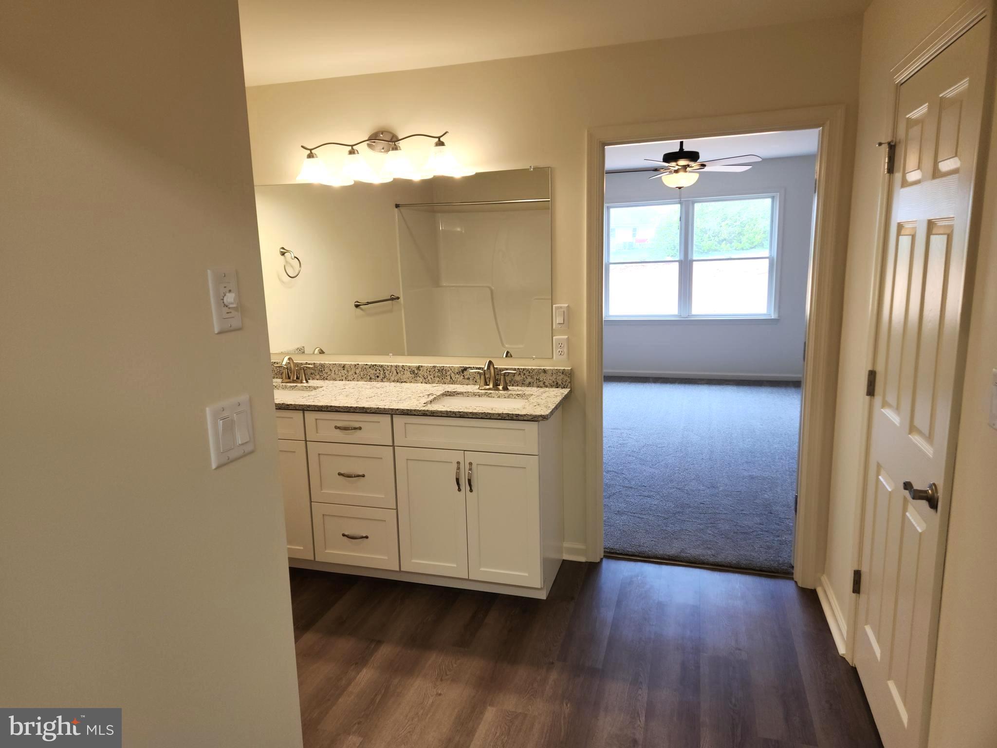 EMERALD POINTE - Residential Lease