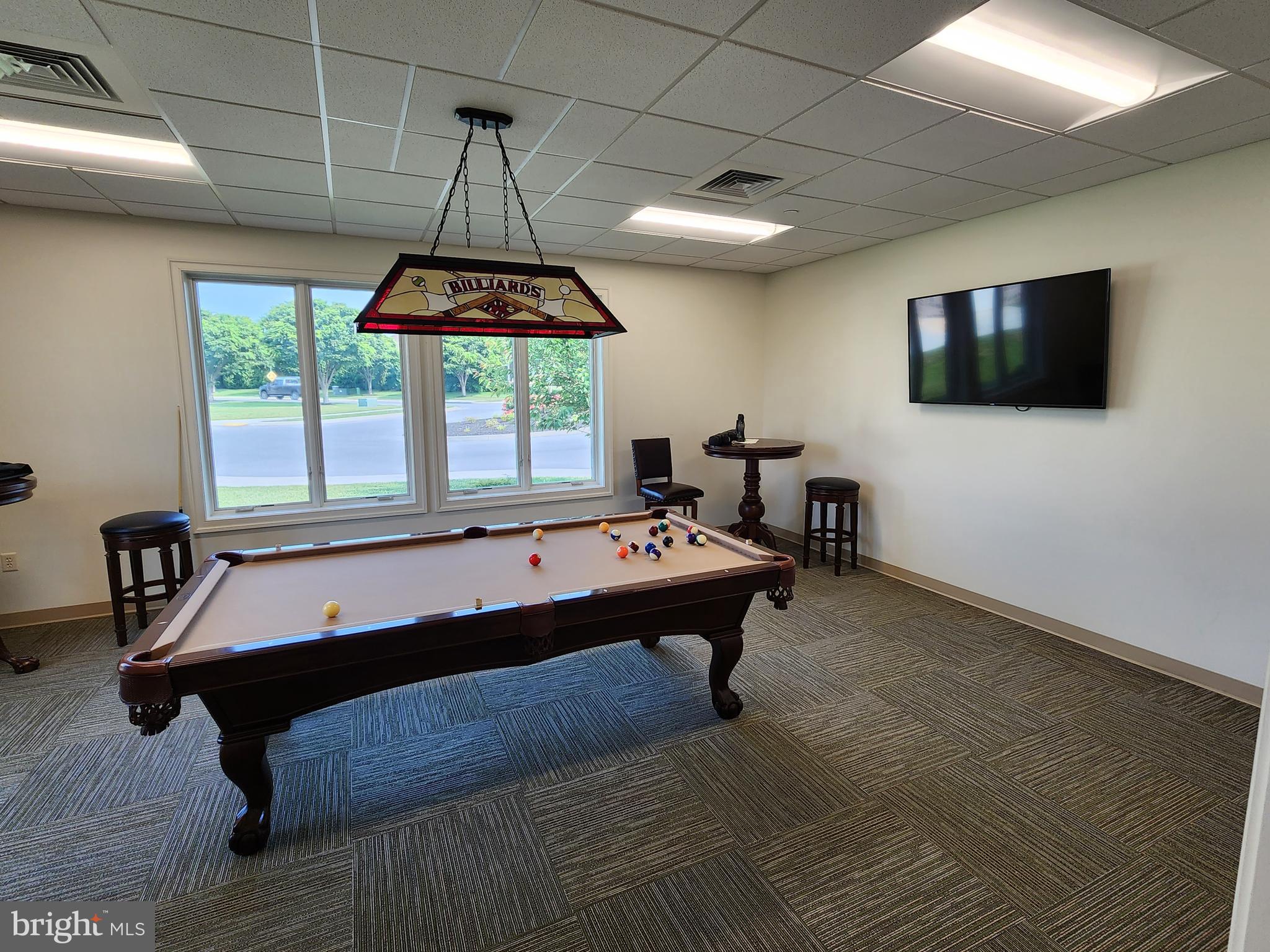 EMERALD POINTE - Residential Lease