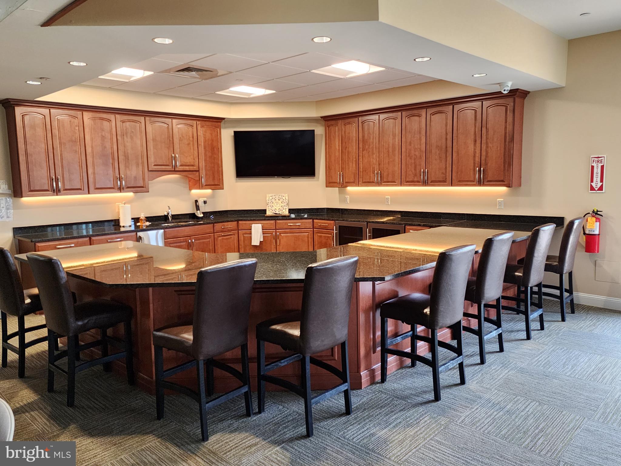 EMERALD POINTE - Residential Lease