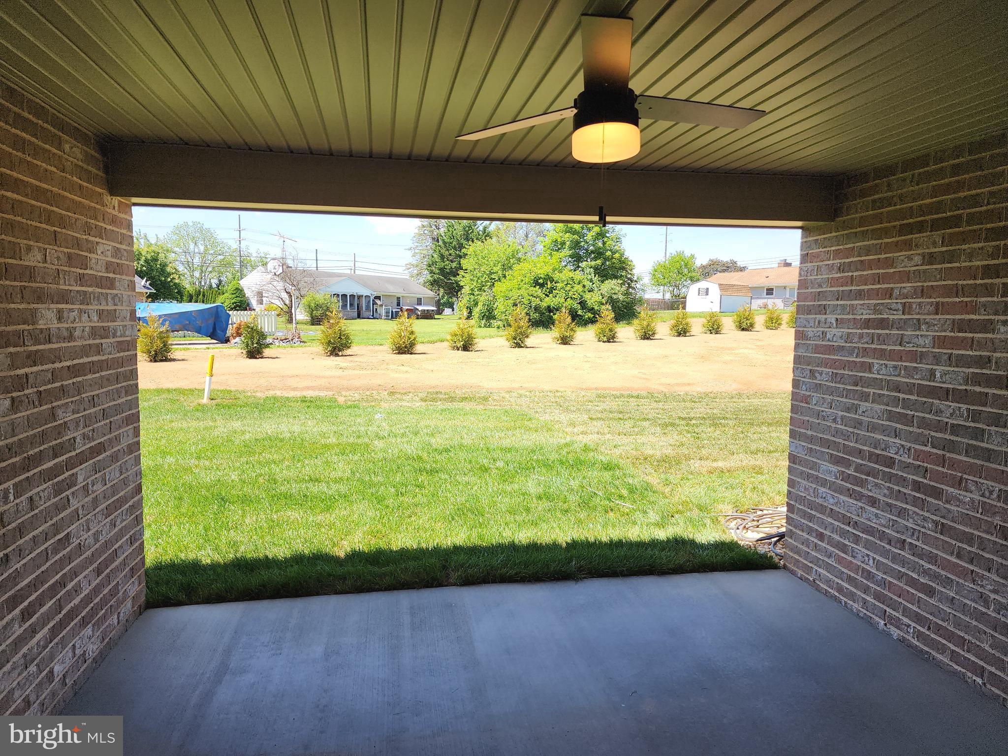 EMERALD POINTE - Residential Lease