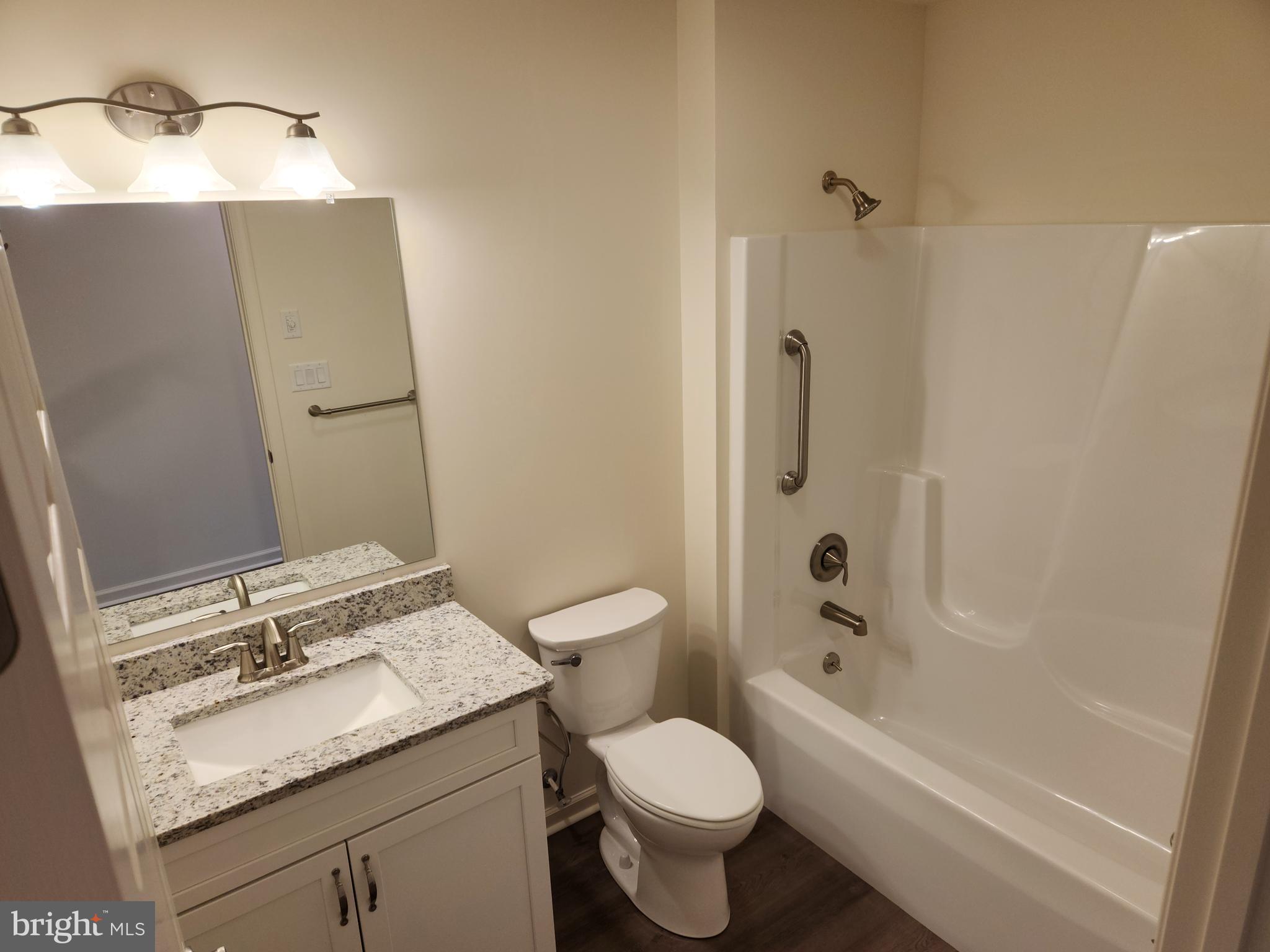 EMERALD POINTE - Residential Lease