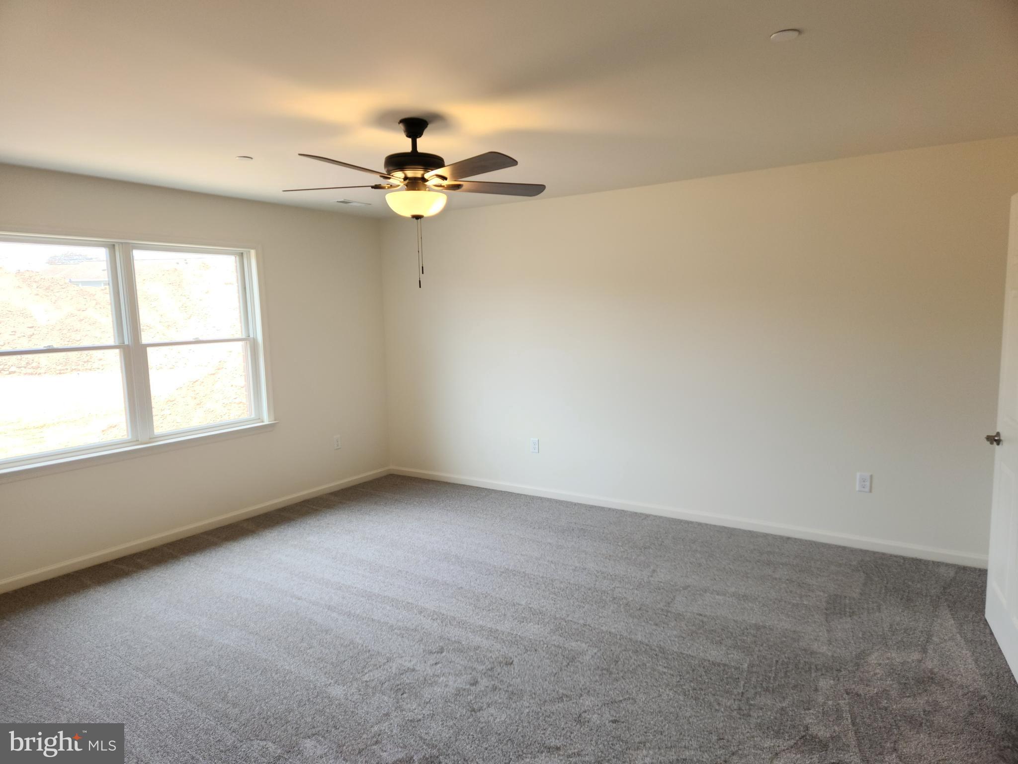 EMERALD POINTE - Residential Lease