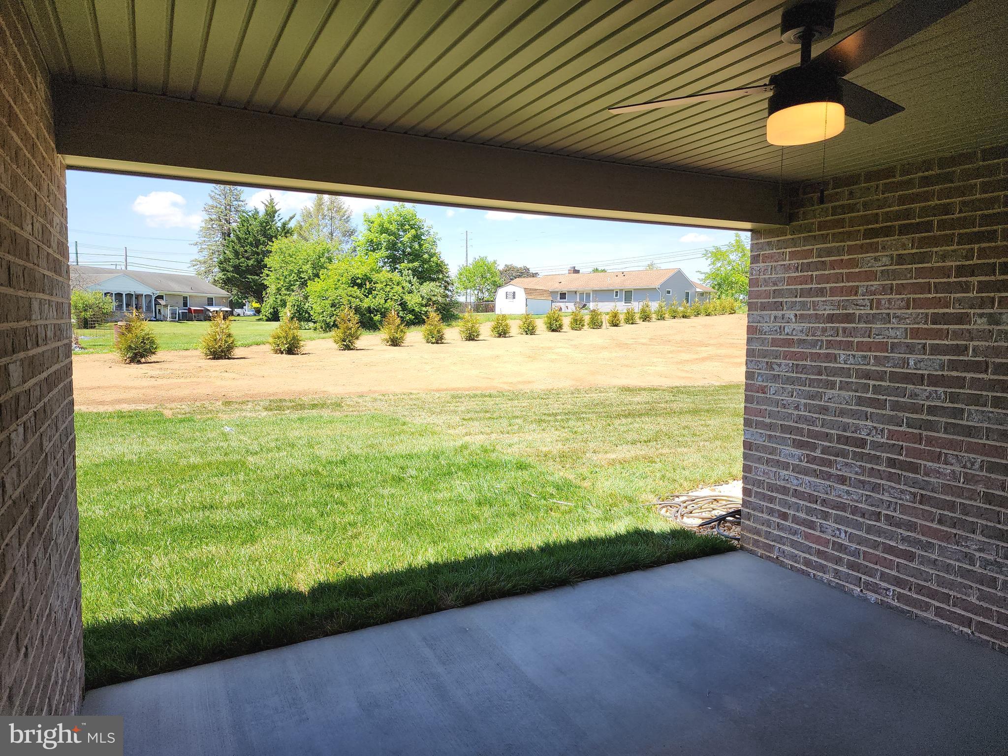 EMERALD POINTE - Residential Lease