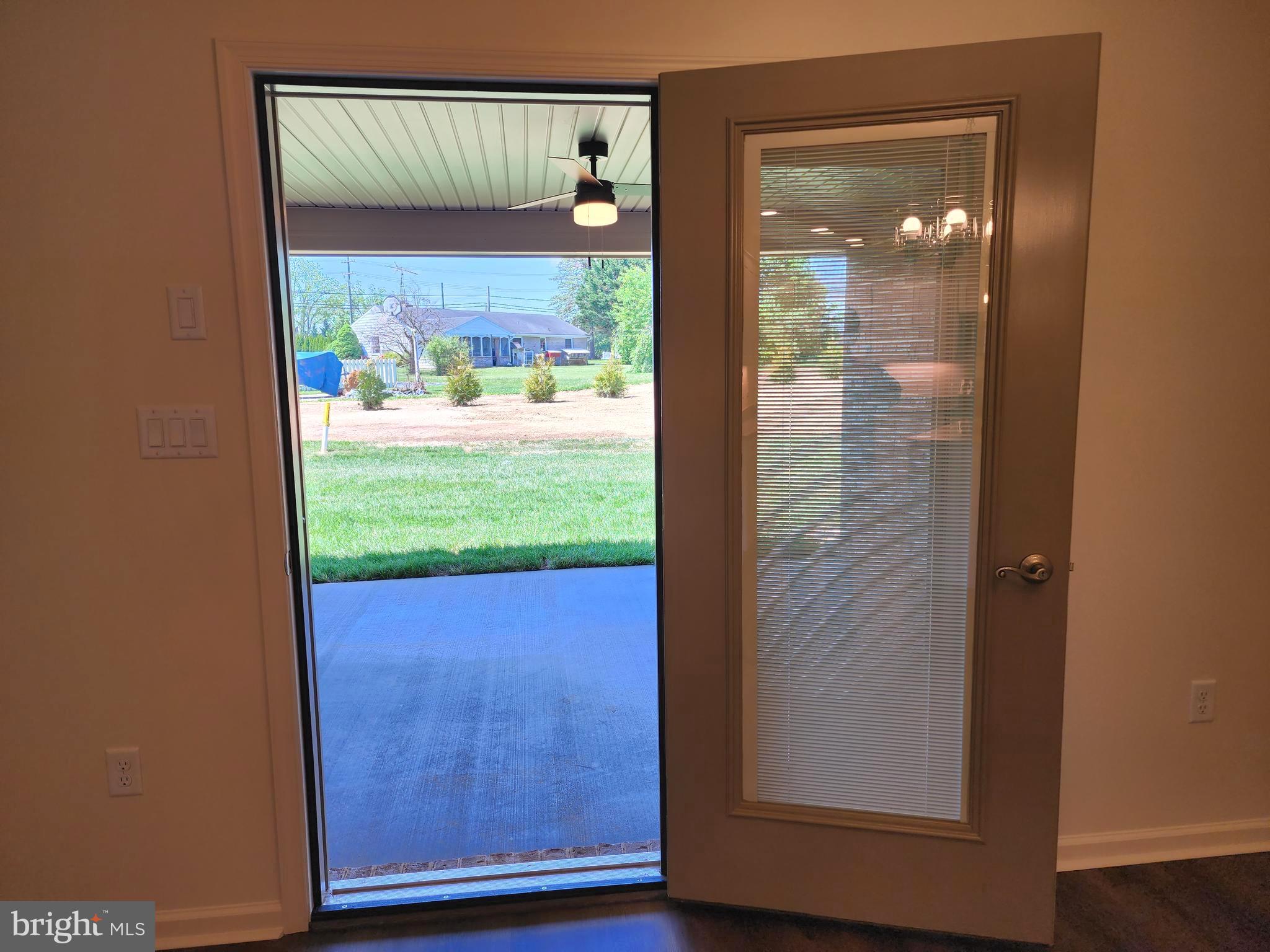 EMERALD POINTE - Residential Lease