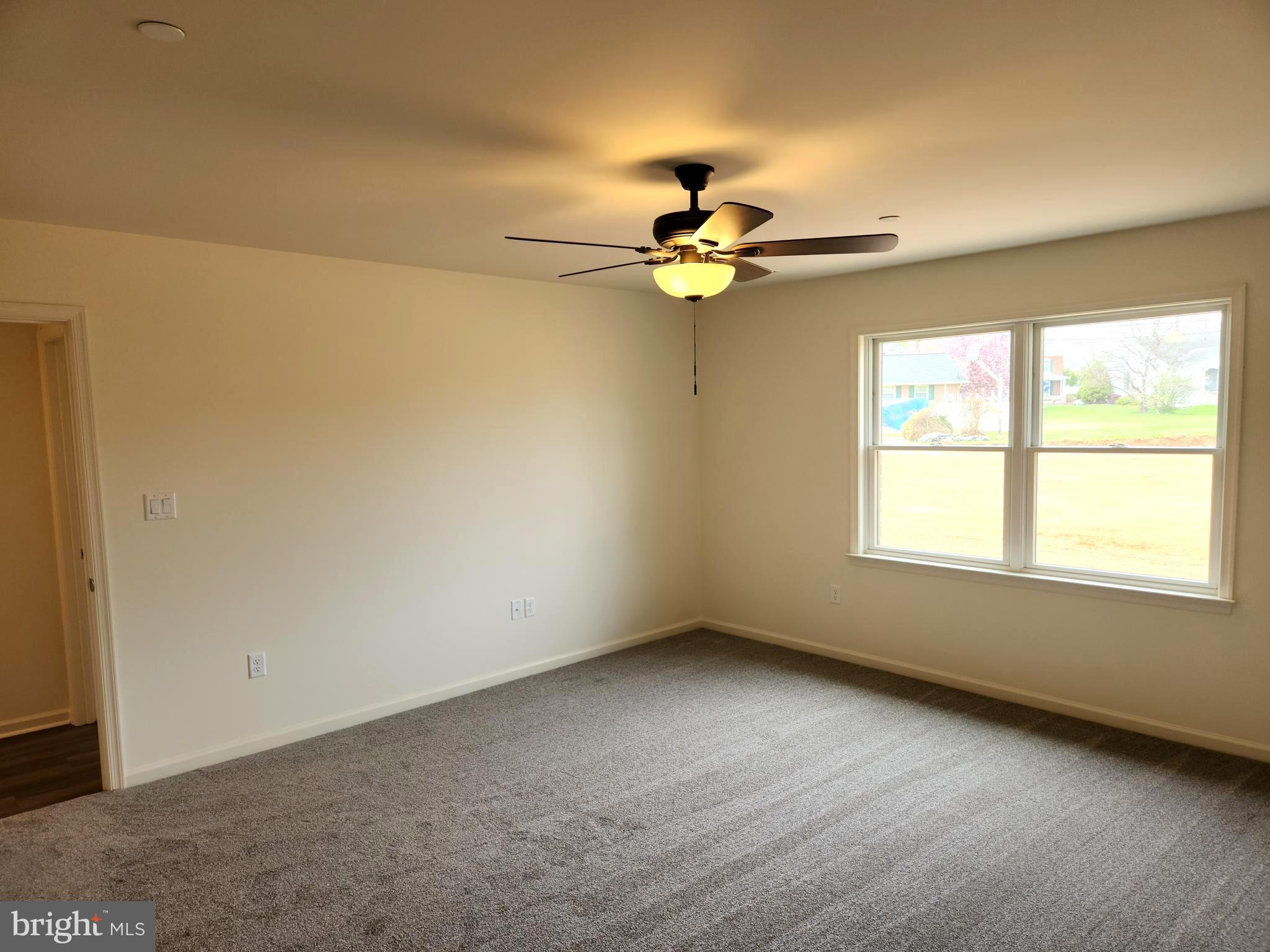 EMERALD POINTE - Residential Lease