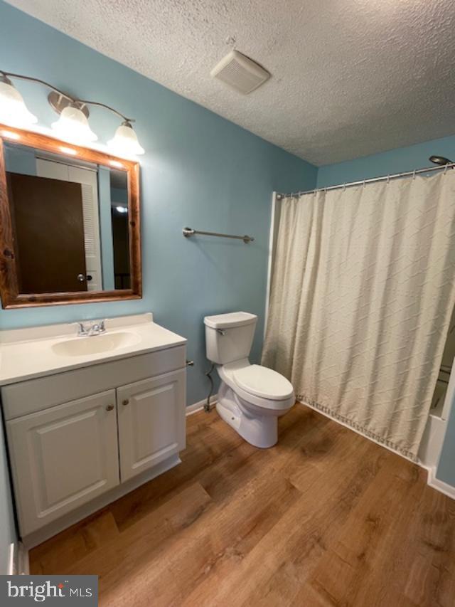 LAUREL VALLEY - Residential Lease