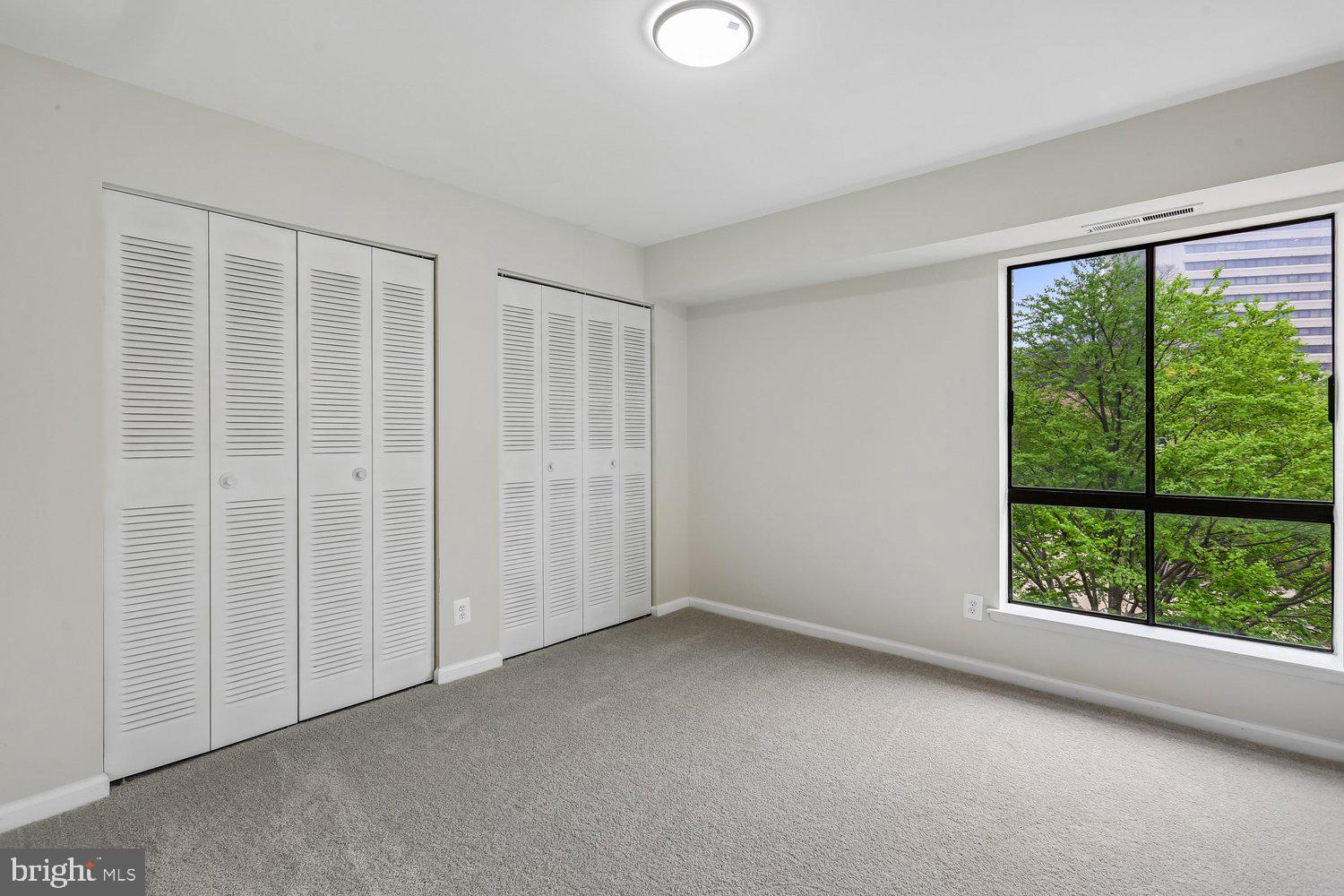 AMERICANA CENTRE - Residential