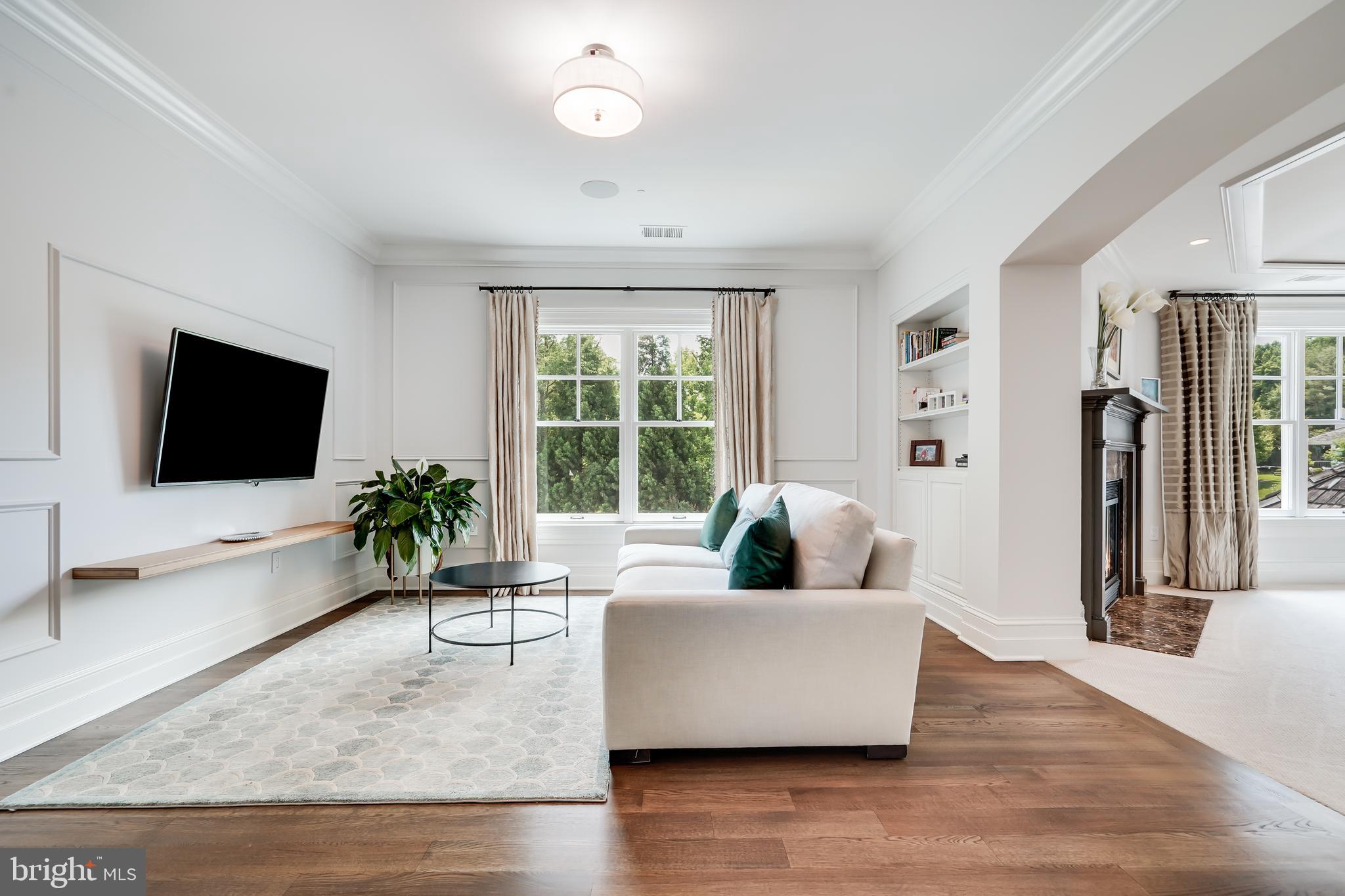 SPRING HILL FARM - Residential