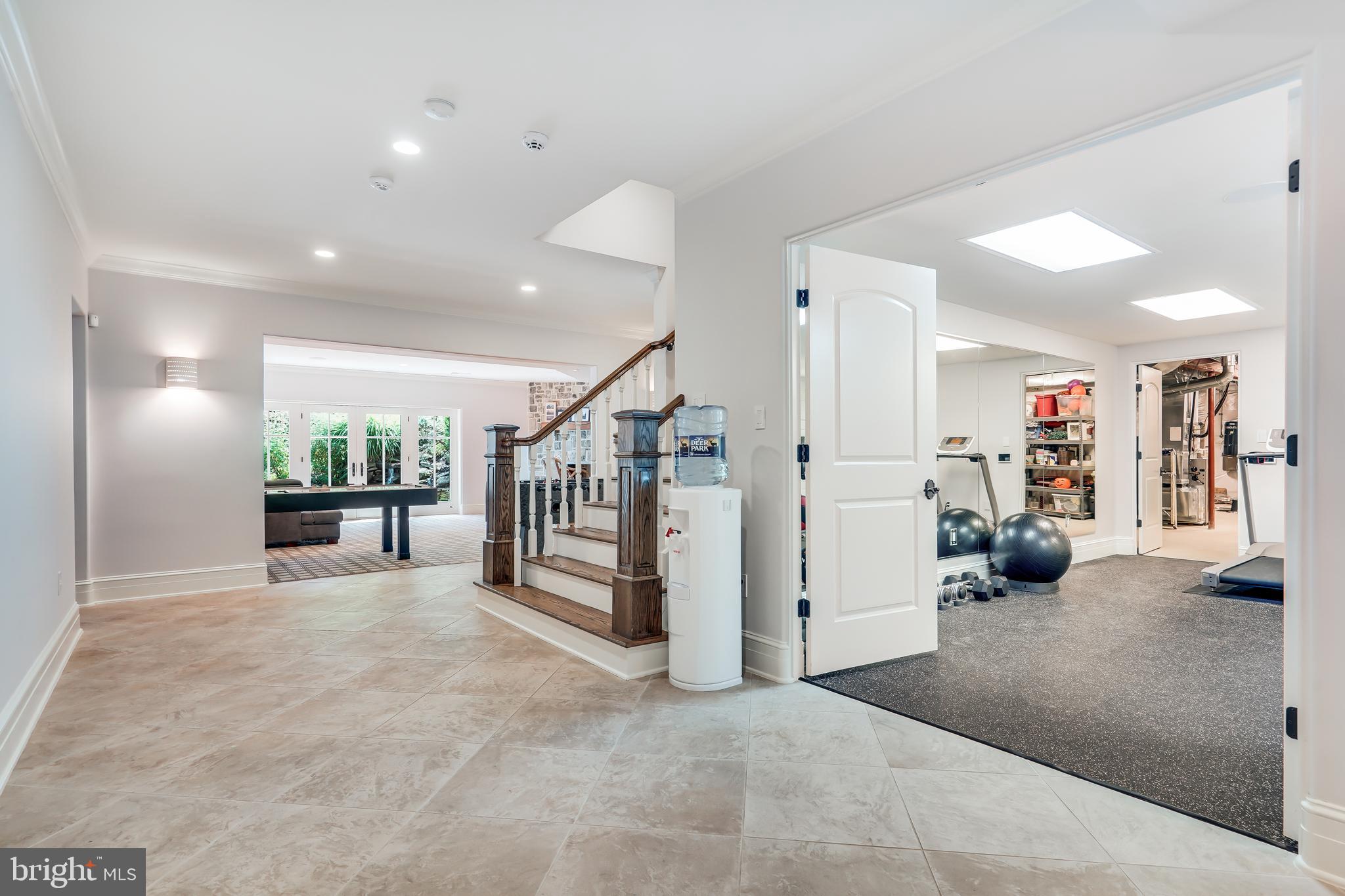 SPRING HILL FARM - Residential