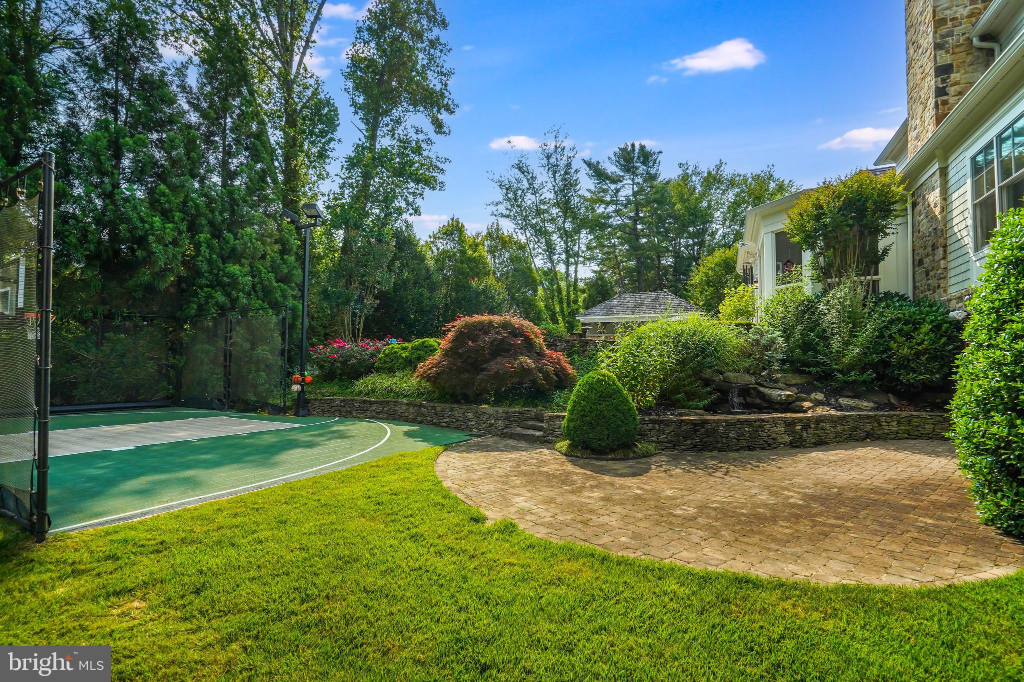 SPRING HILL FARM - Residential