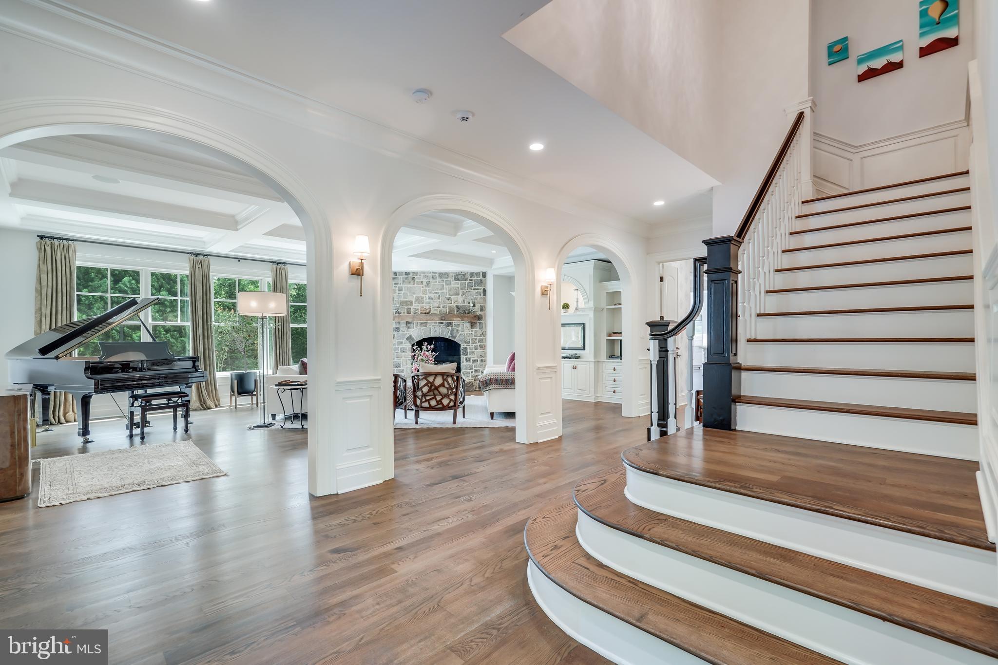 SPRING HILL FARM - Residential