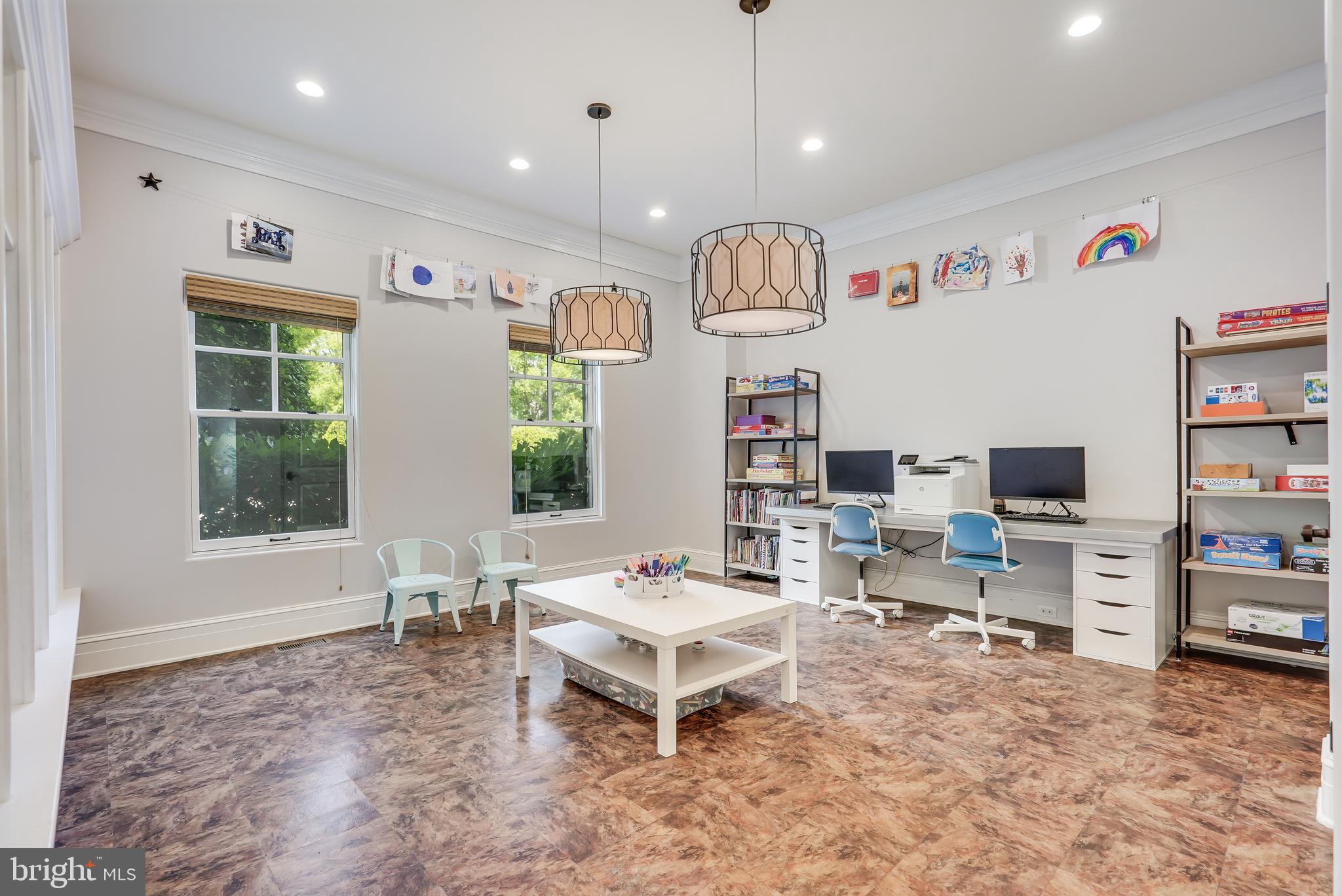 SPRING HILL FARM - Residential