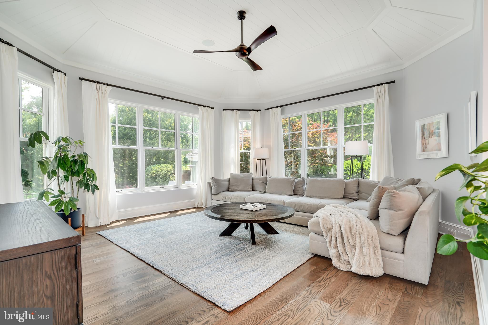 SPRING HILL FARM - Residential