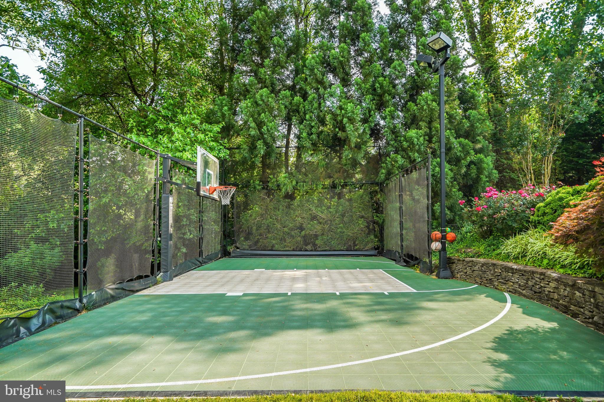 SPRING HILL FARM - Residential