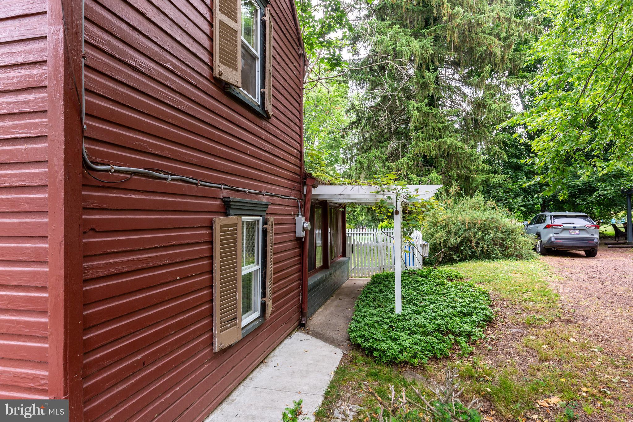 UNIONTOWN - Residential