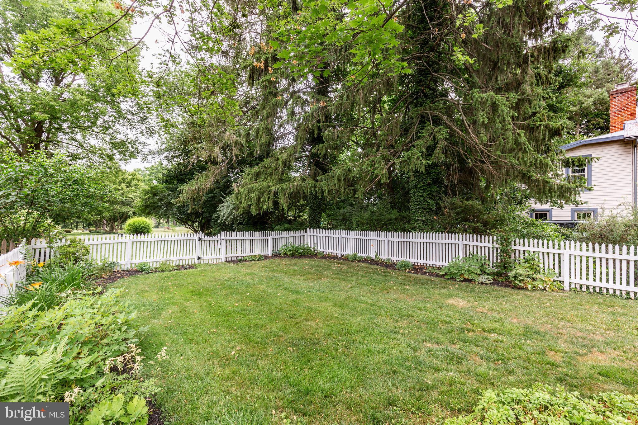 UNIONTOWN - Residential