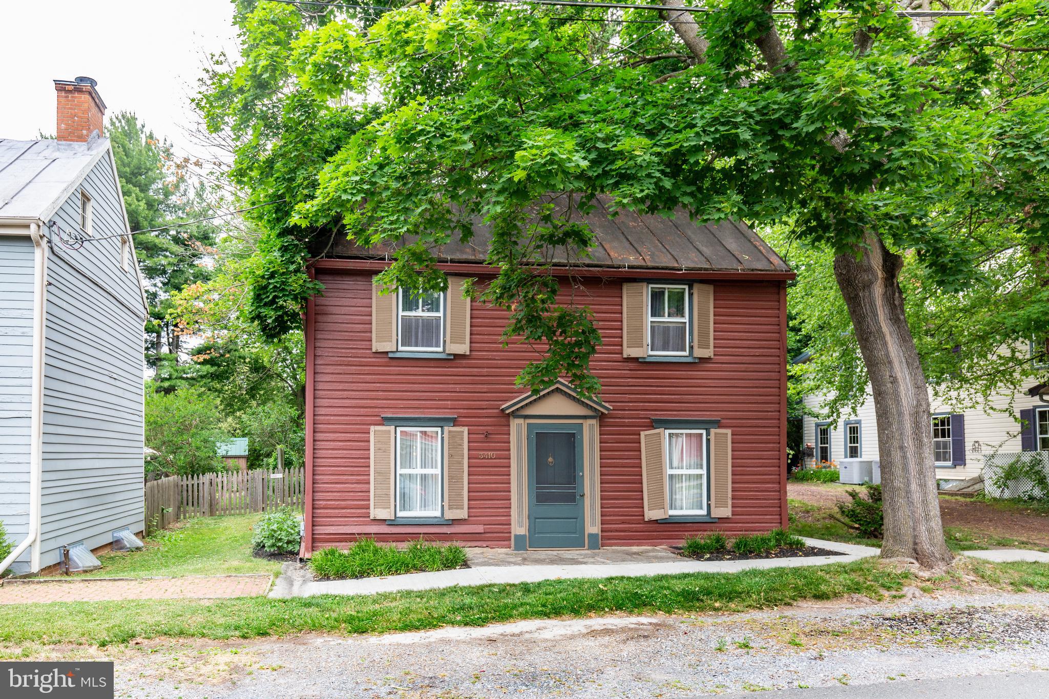 UNIONTOWN - Residential