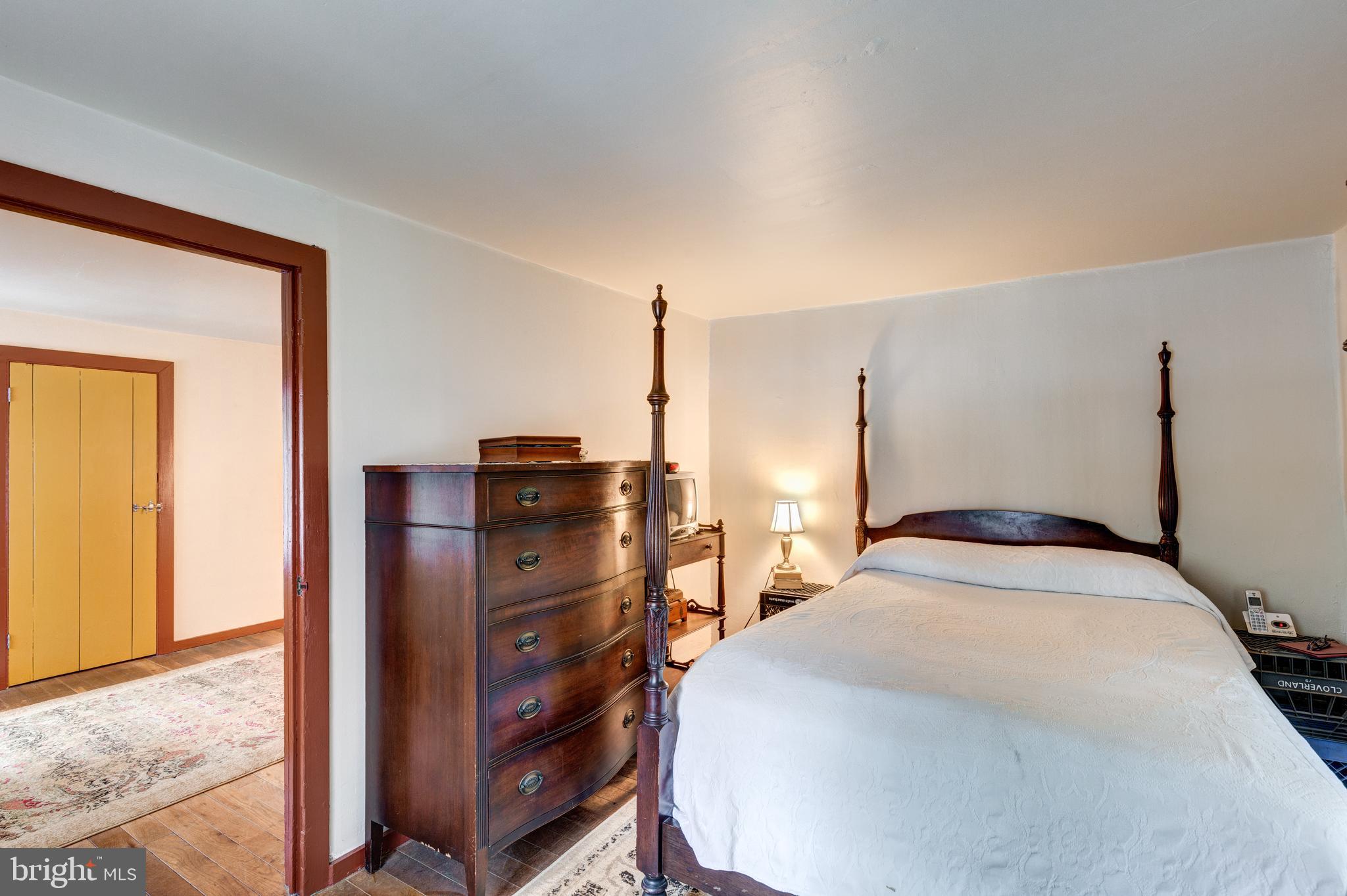 UNIONTOWN - Residential