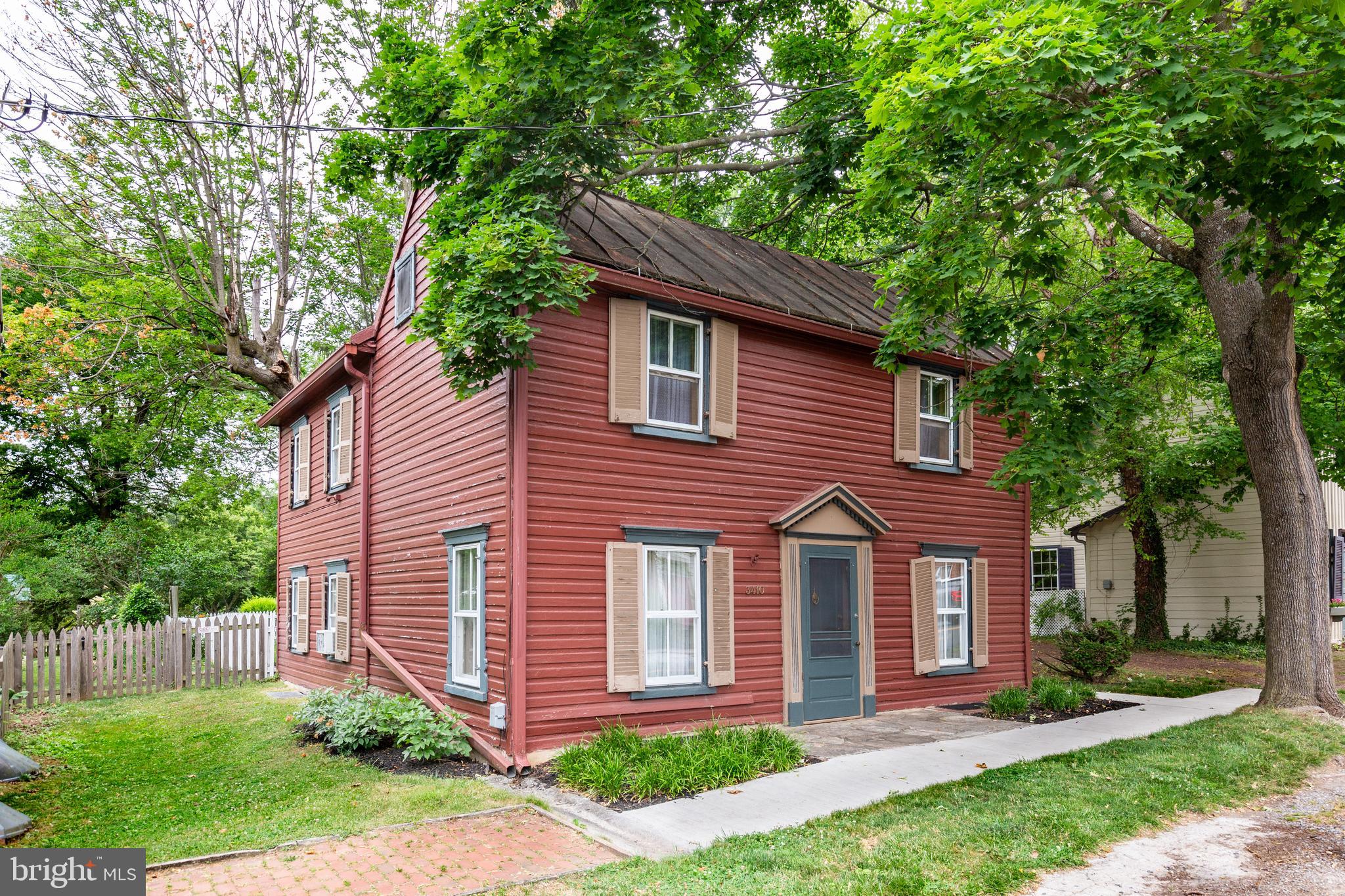 UNIONTOWN - Residential