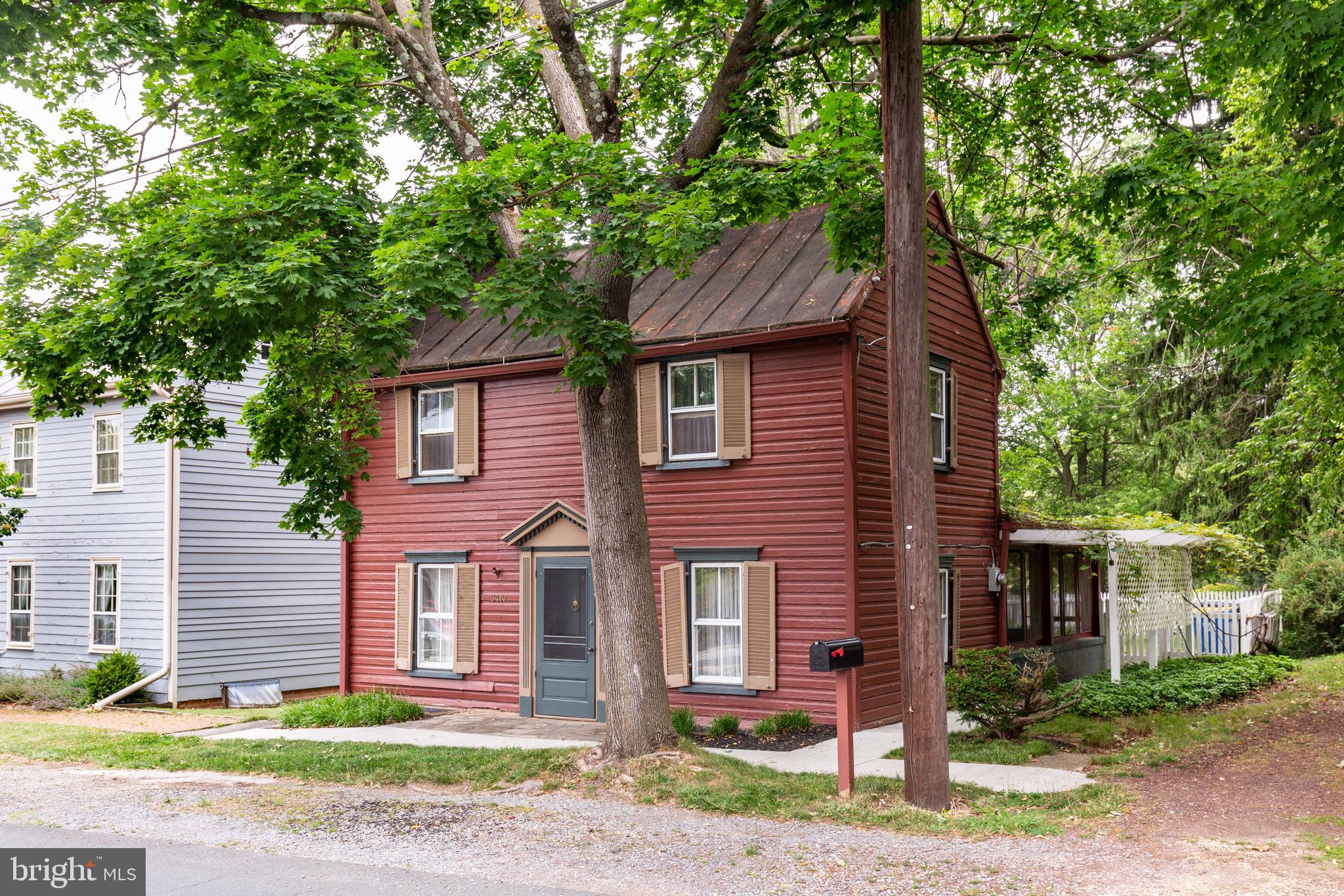 UNIONTOWN - Residential