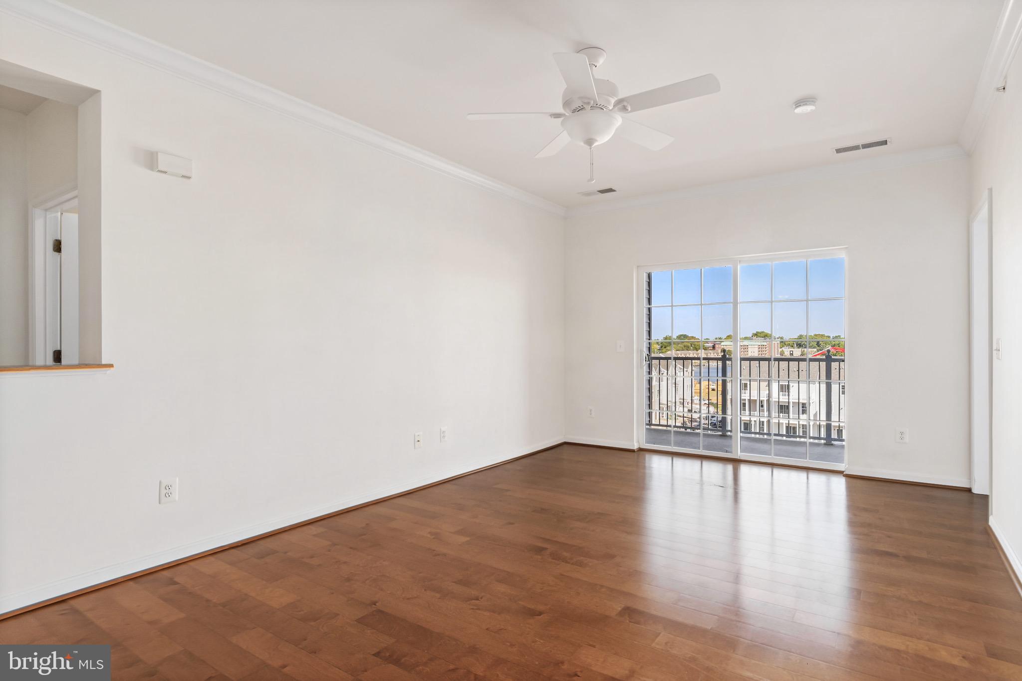 DEEP HARBOR - Residential