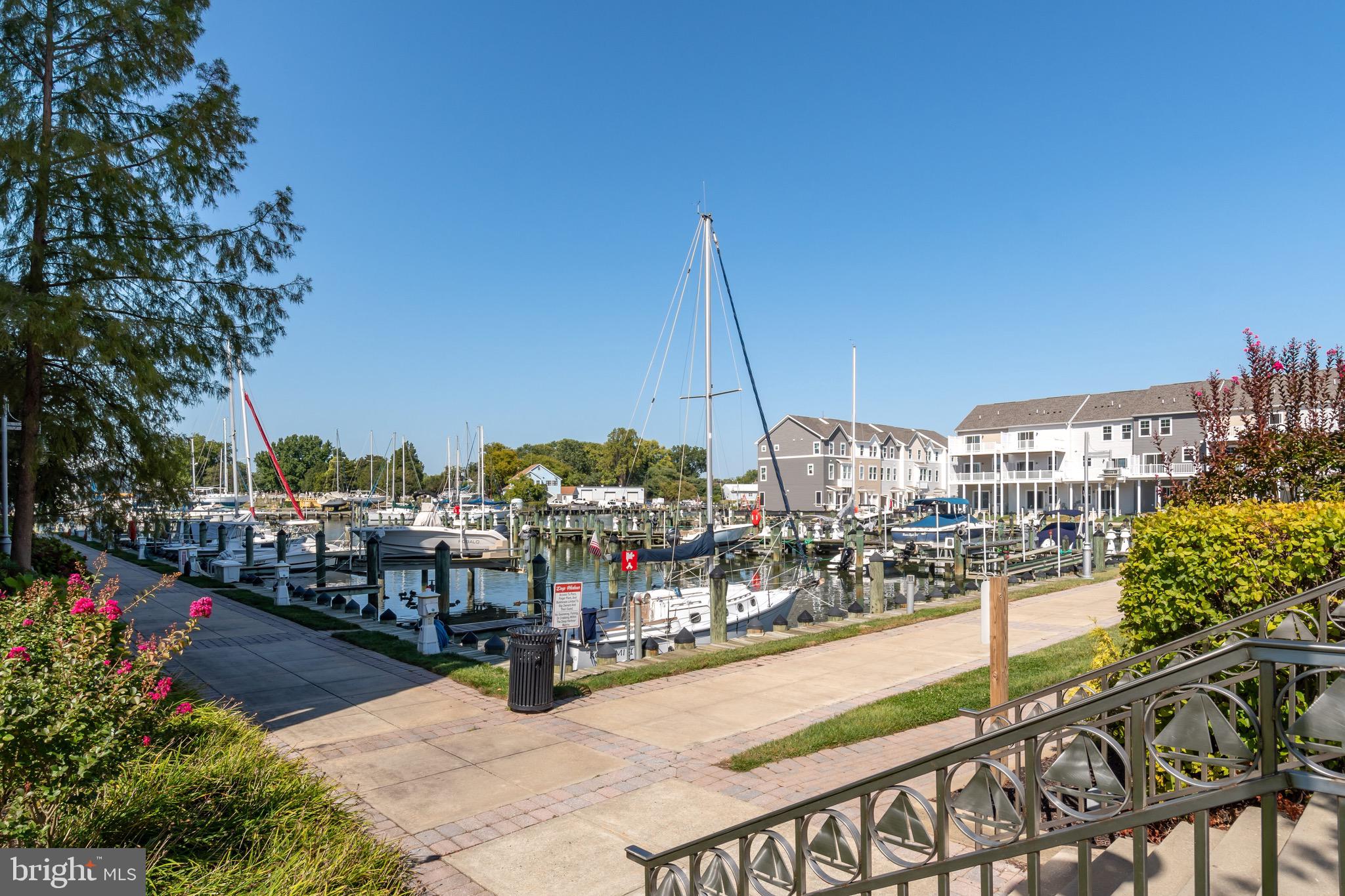 DEEP HARBOR - Residential