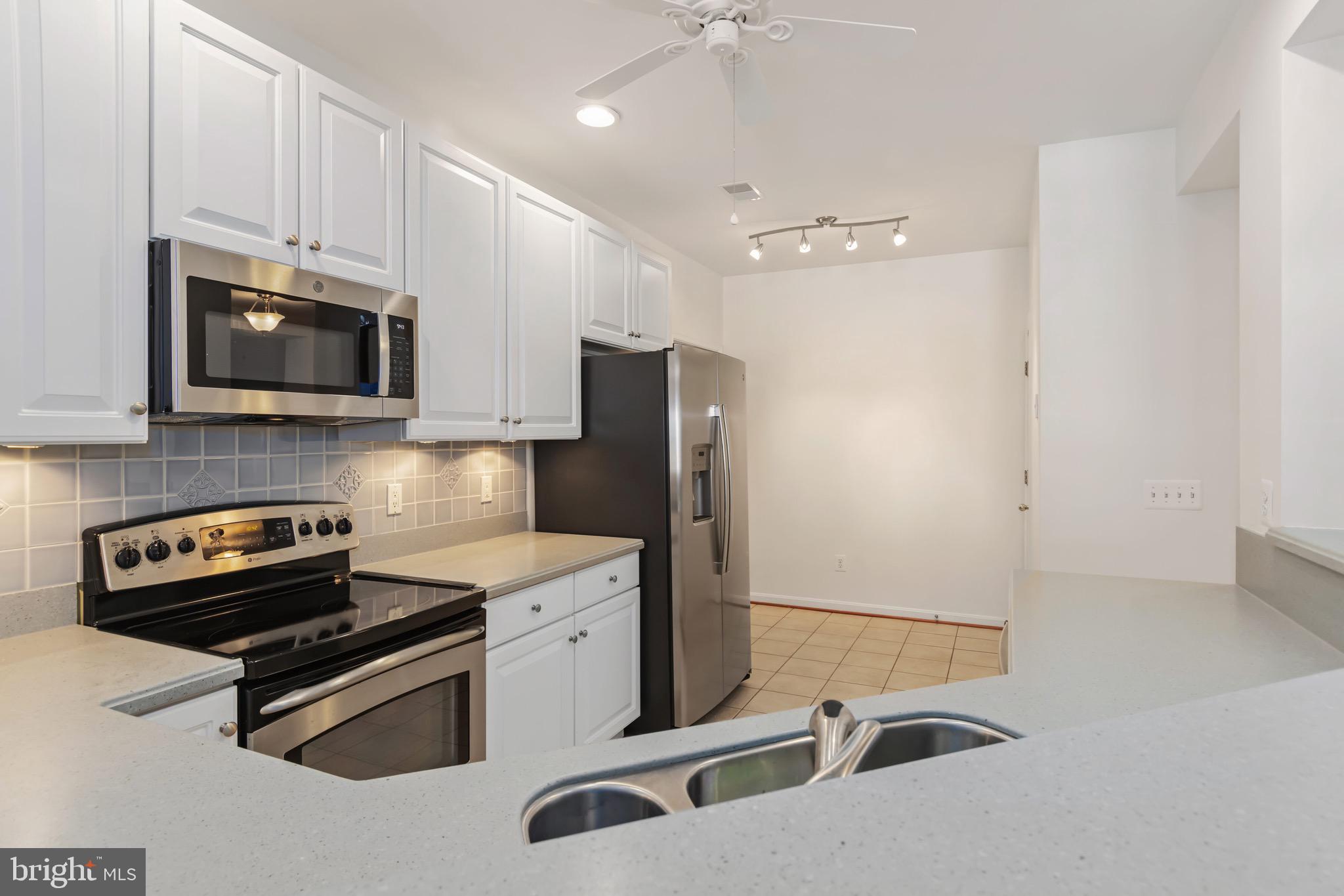 DEEP HARBOR - Residential