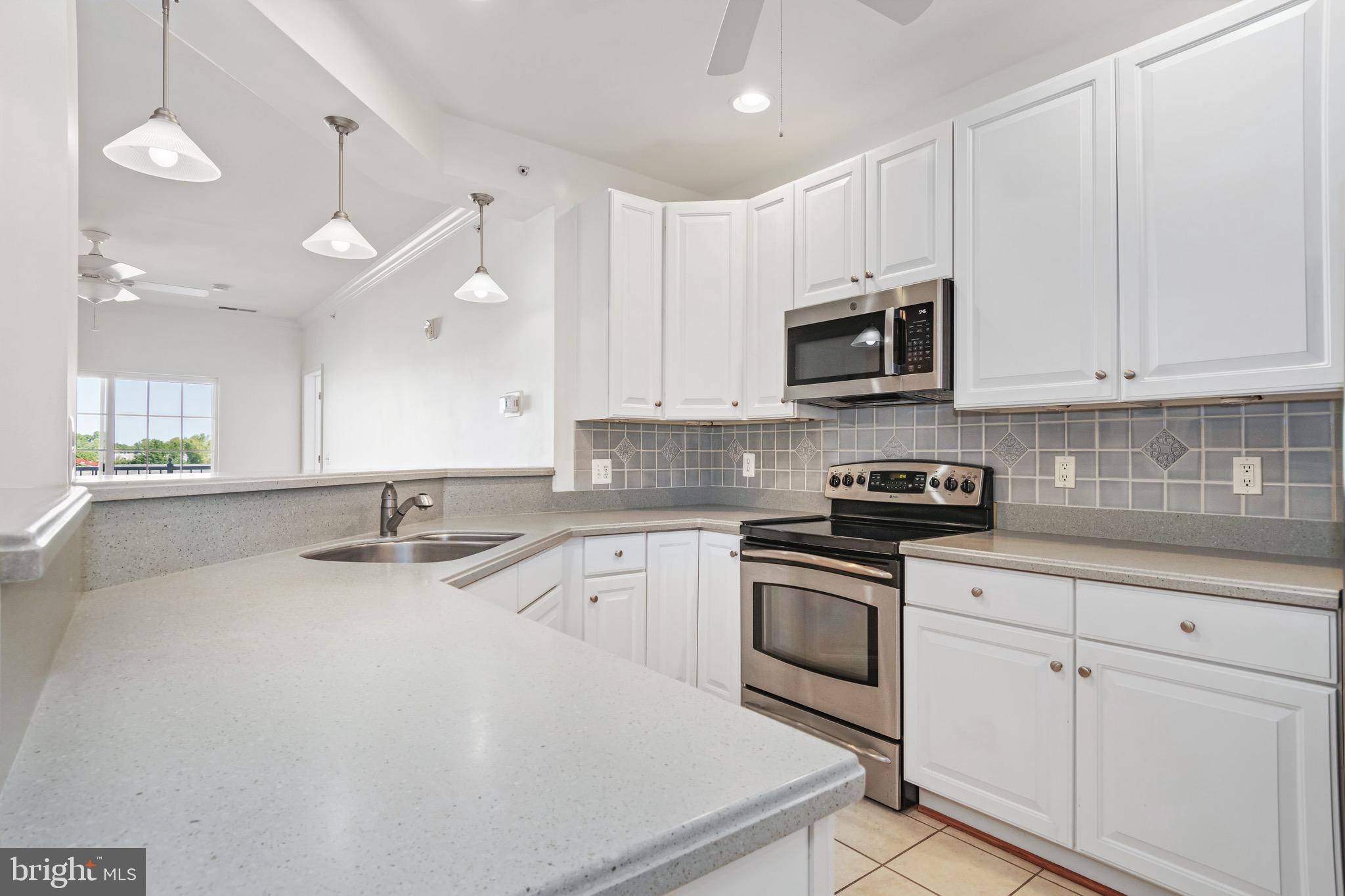 DEEP HARBOR - Residential