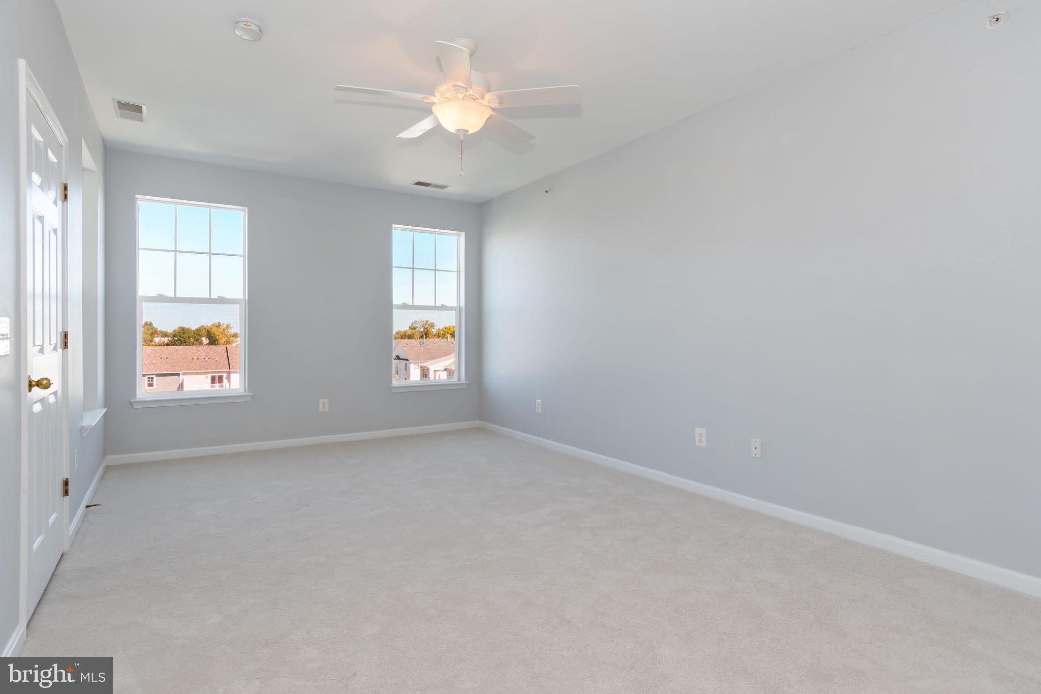 DEEP HARBOR - Residential