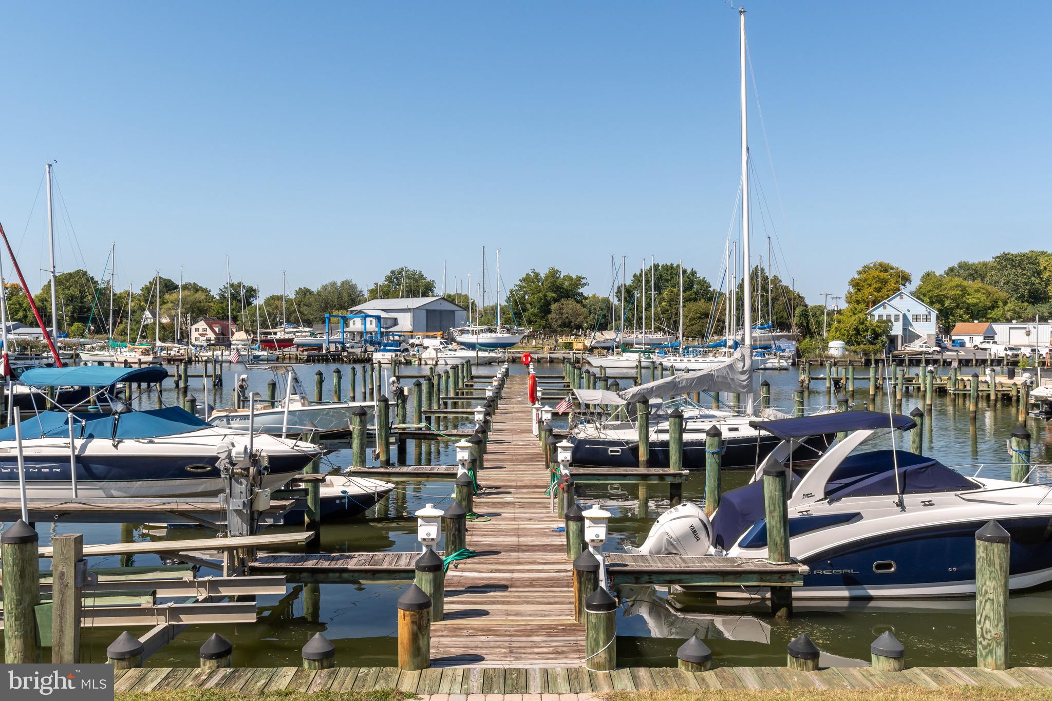 DEEP HARBOR - Residential