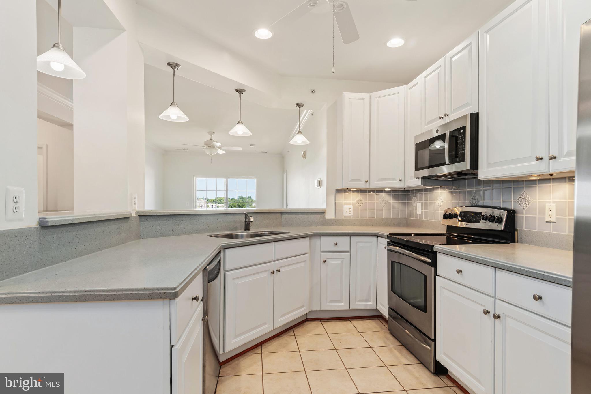 DEEP HARBOR - Residential