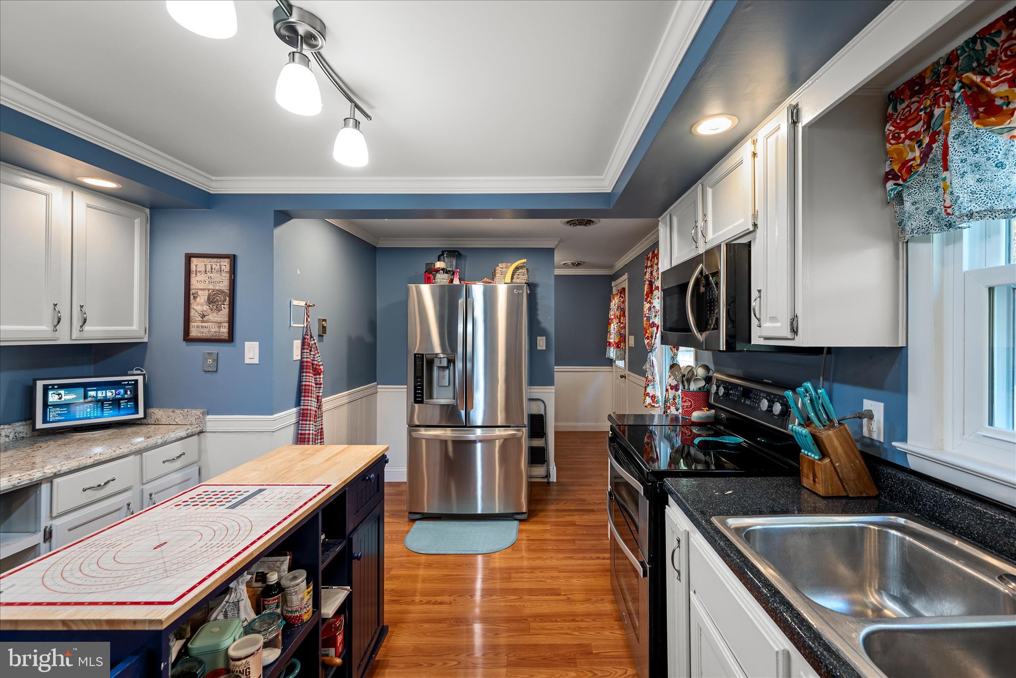 HOPE VALLEY - Residential