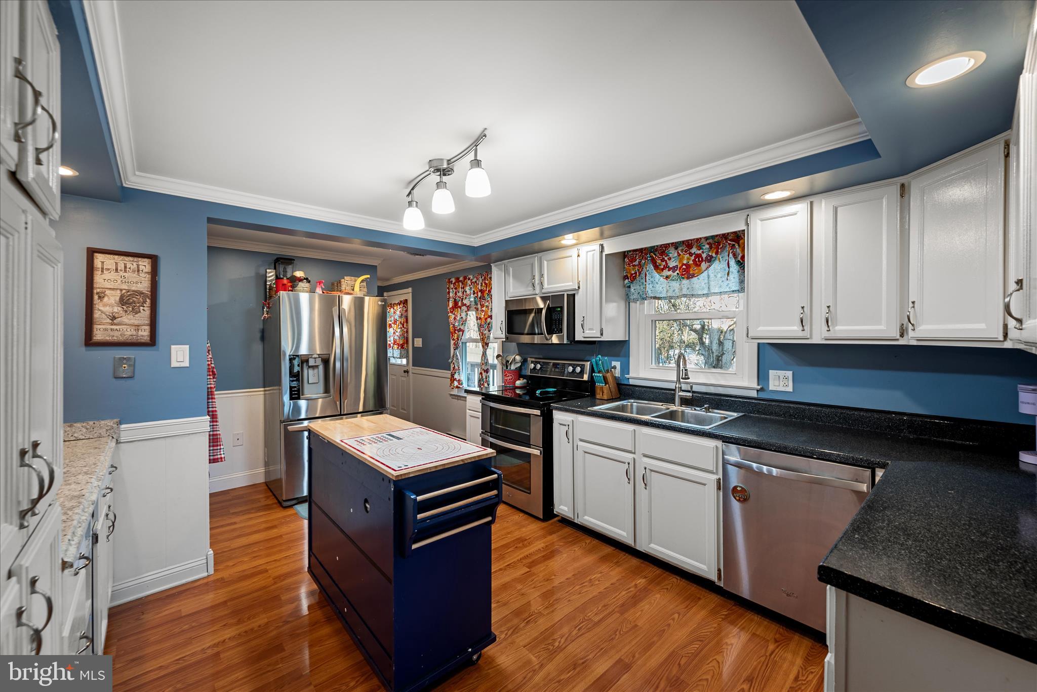 HOPE VALLEY - Residential