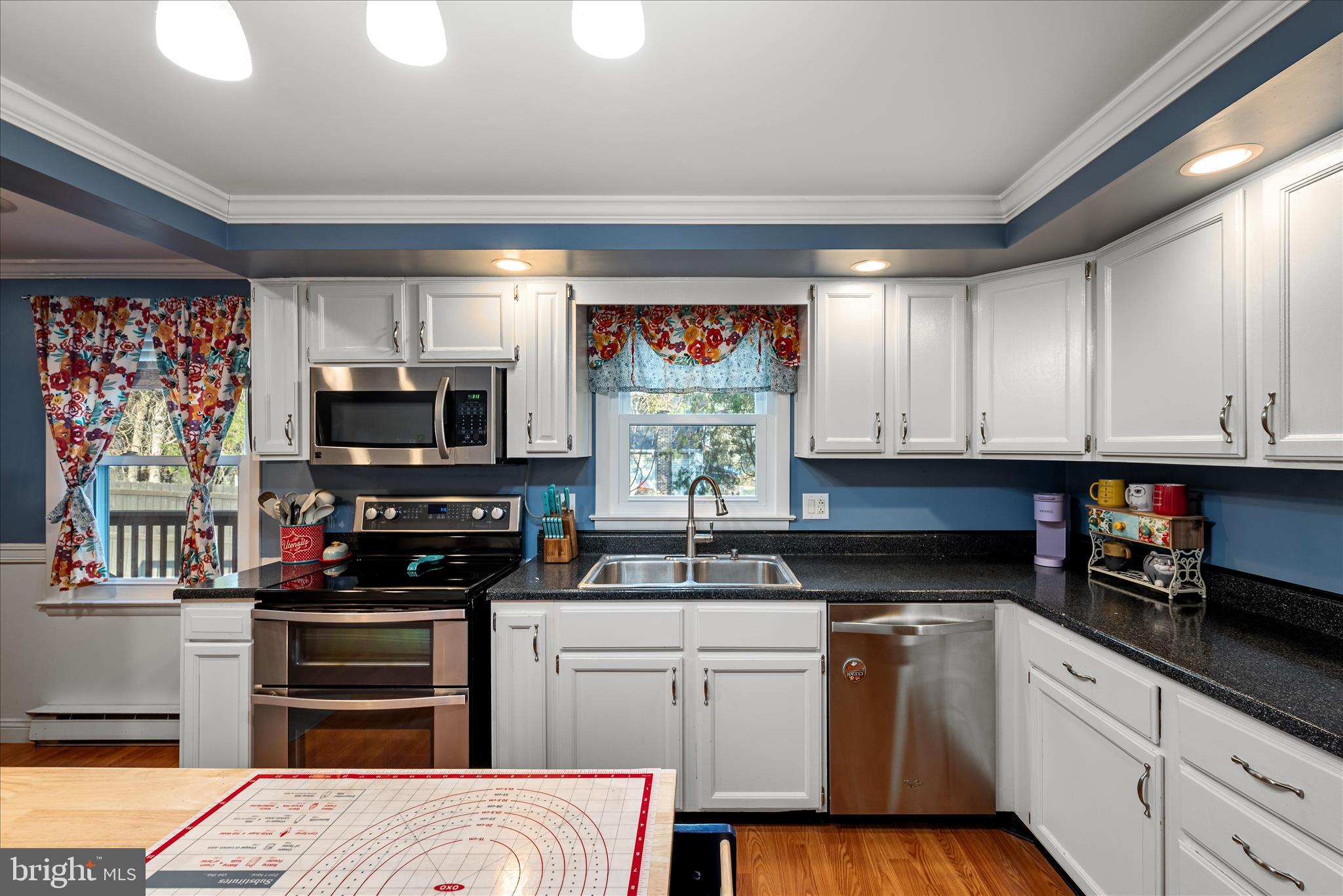 HOPE VALLEY - Residential