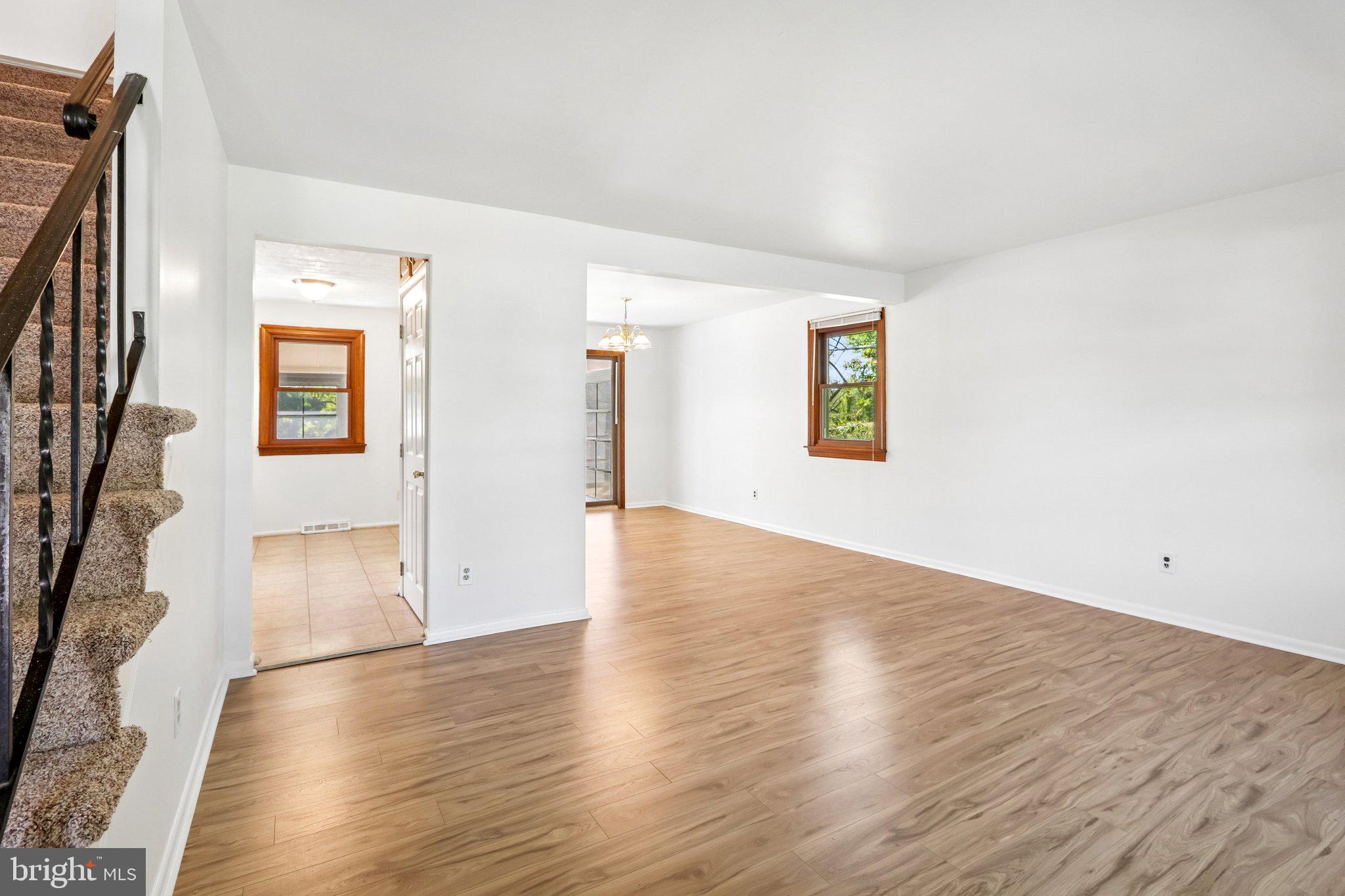 318 LAUREL DRIVE